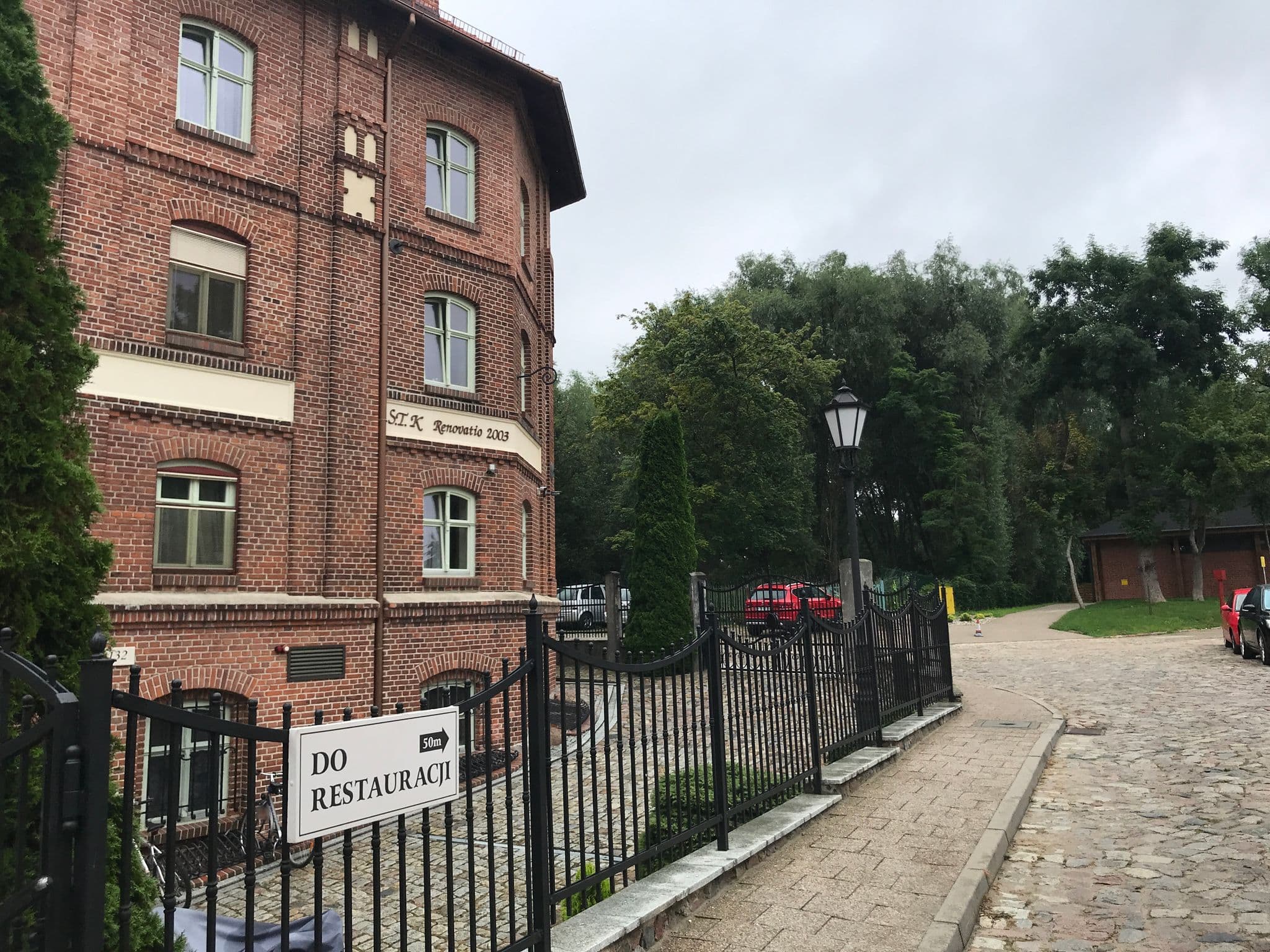 Street view near Hotel Młyn, Elbląg — © miguel_andrade (CC BY-SA · Mapillary)
