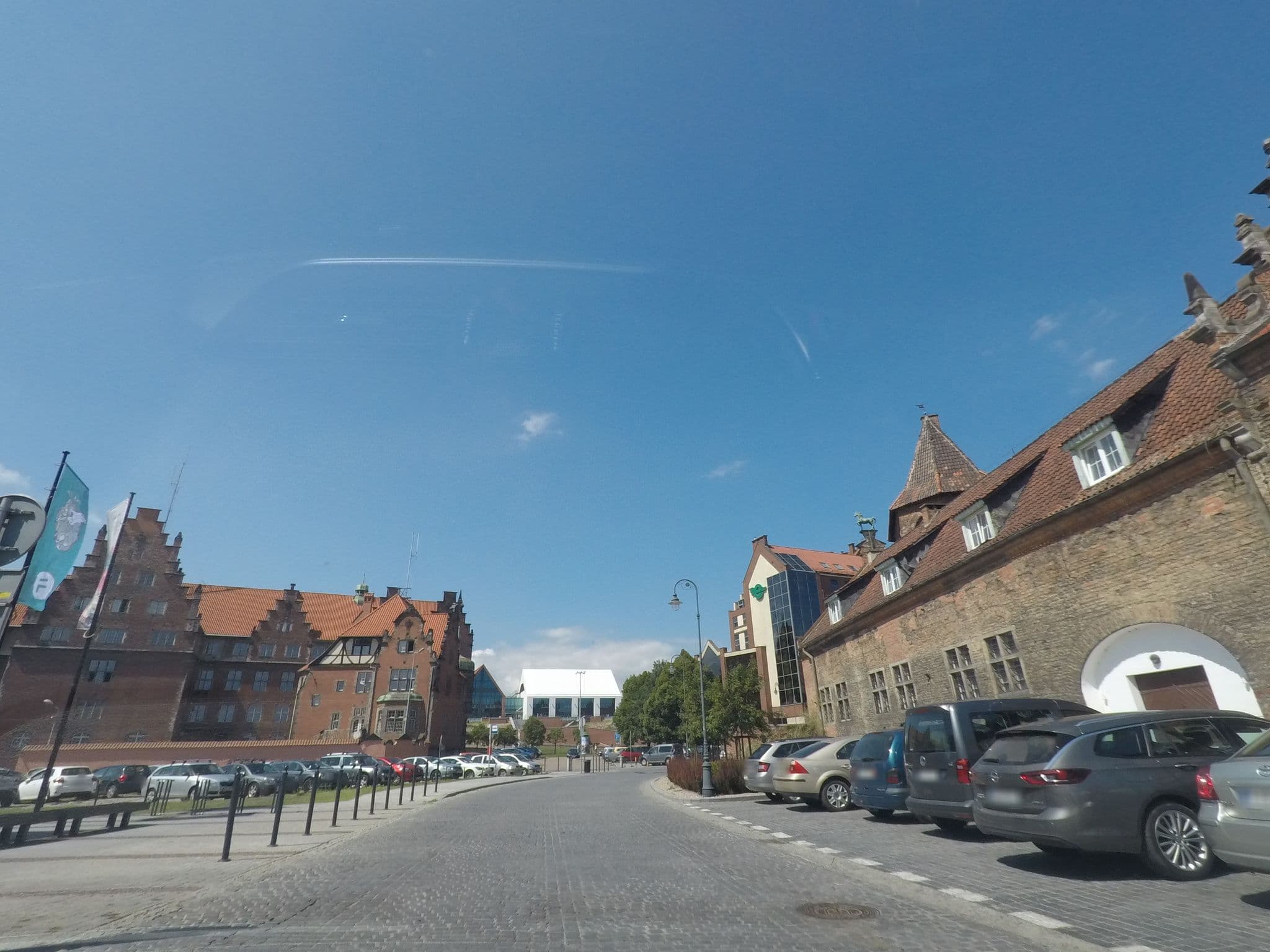 Street view near Lunette, Gdańsk — © canadarunner (CC BY-SA · Mapillary)