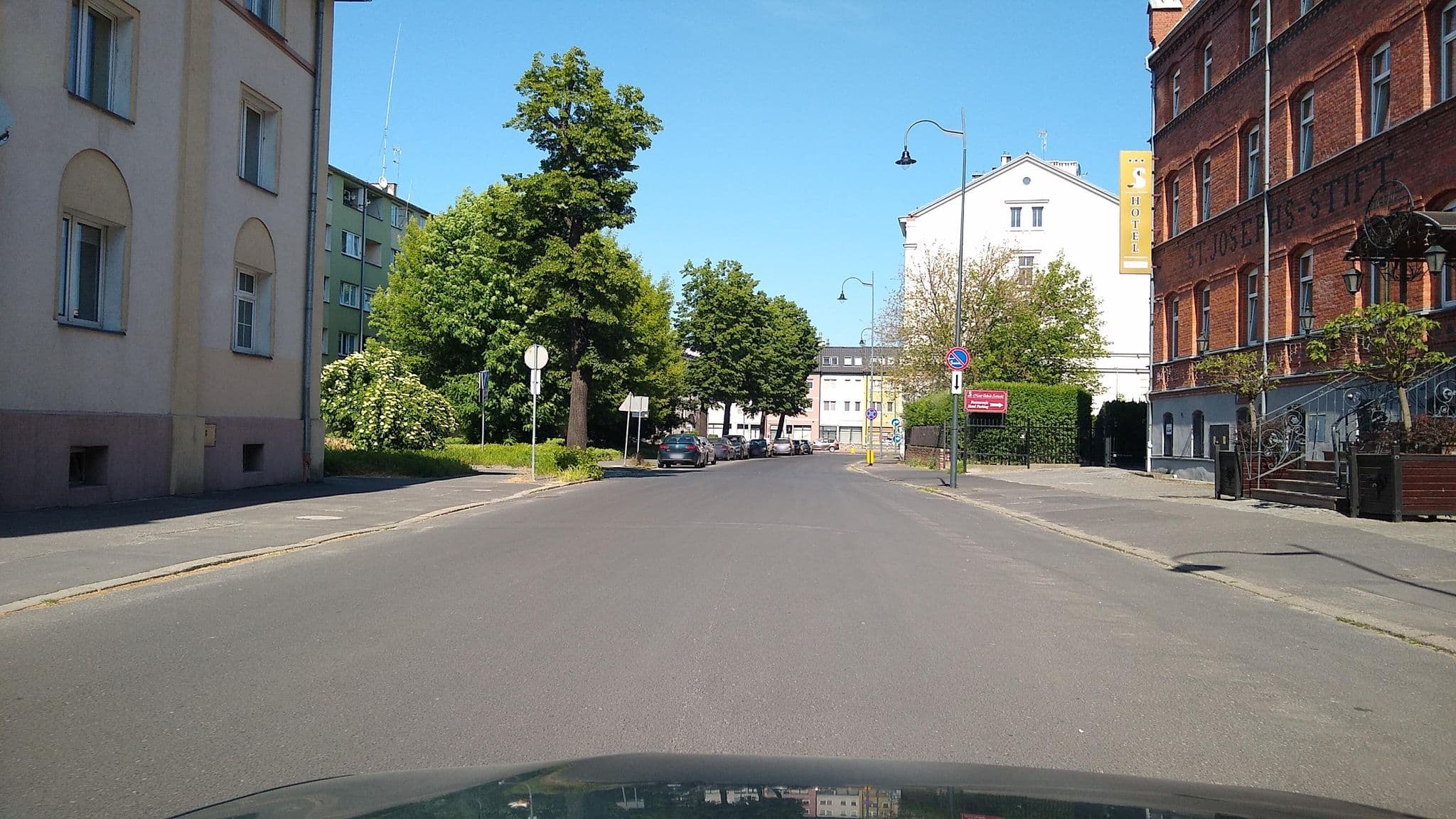 Street view near Hotel Jakub Sobieski, Oława — © wegavision (CC BY-SA · Mapillary)