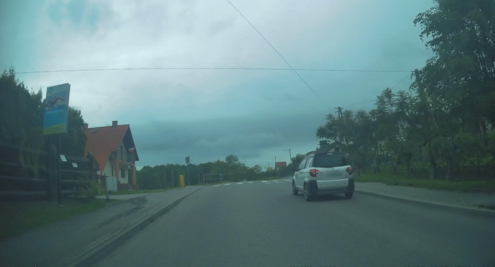 Street view near Schronisko młodzieżowe w Rozdzielu, Laskowa — © edc22 (CC BY-SA · Mapillary)