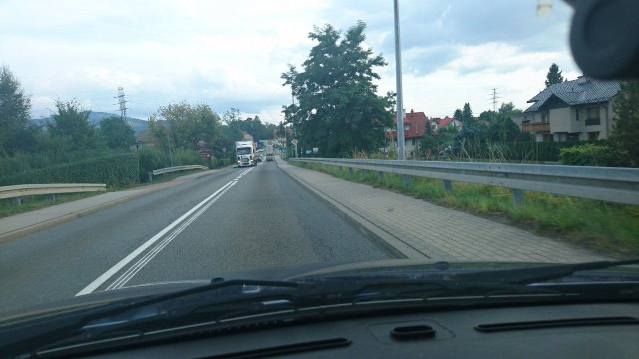 Street view near Hytta, Węgierska Górka — © sorbovit (CC BY-SA · Mapillary)