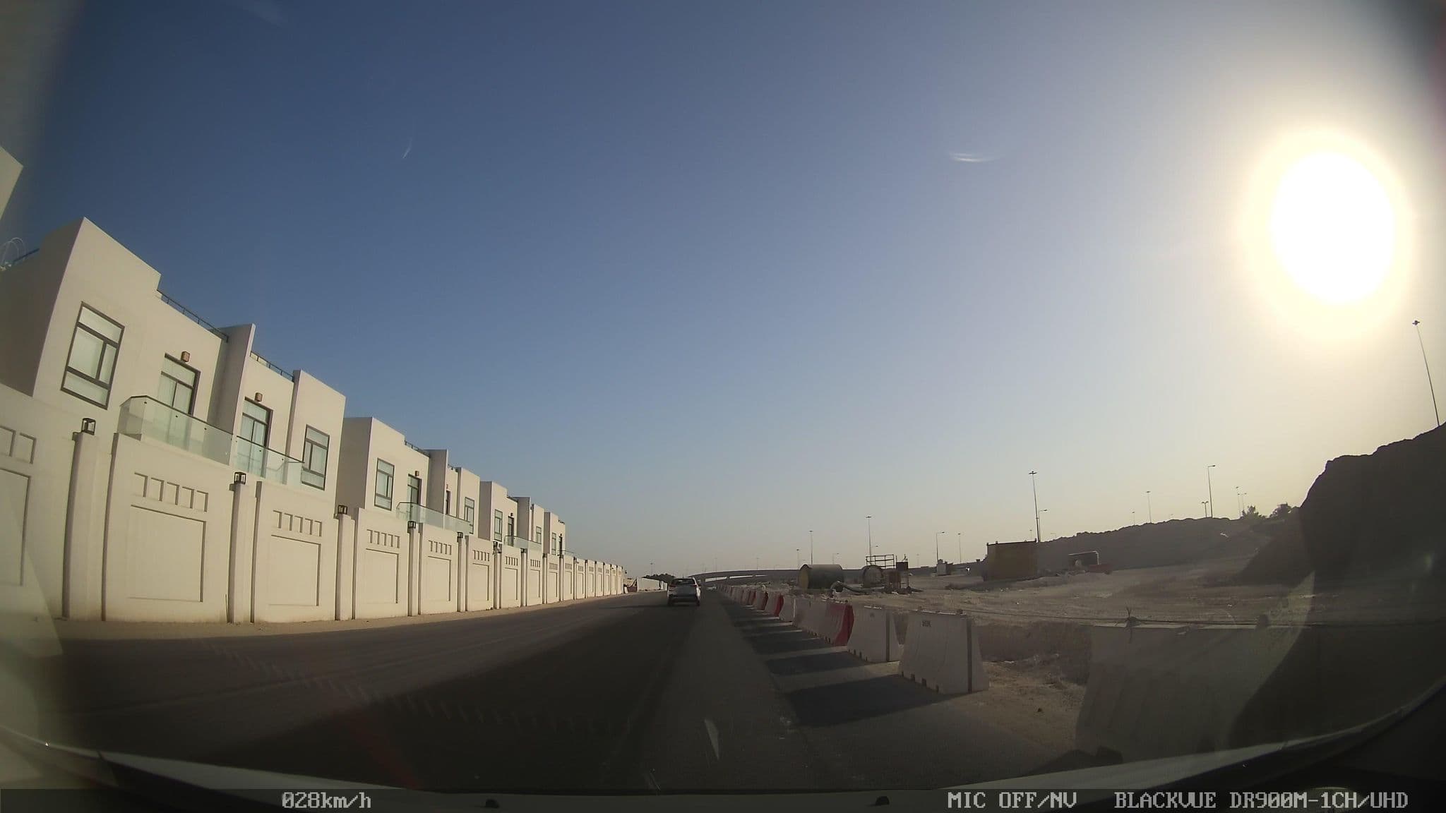 Street view near Abu sidra complex, Mu‘aydhir Rawḑat Rāshid — © kaart_2 (CC BY-SA · Mapillary)