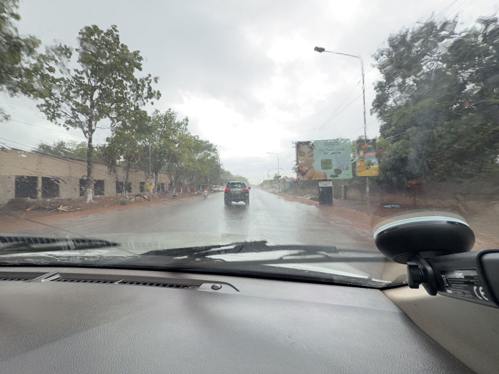 Street view near Foret Diasso, Bobo-Dioulasso — © patrickkabore (CC BY-SA · Mapillary)