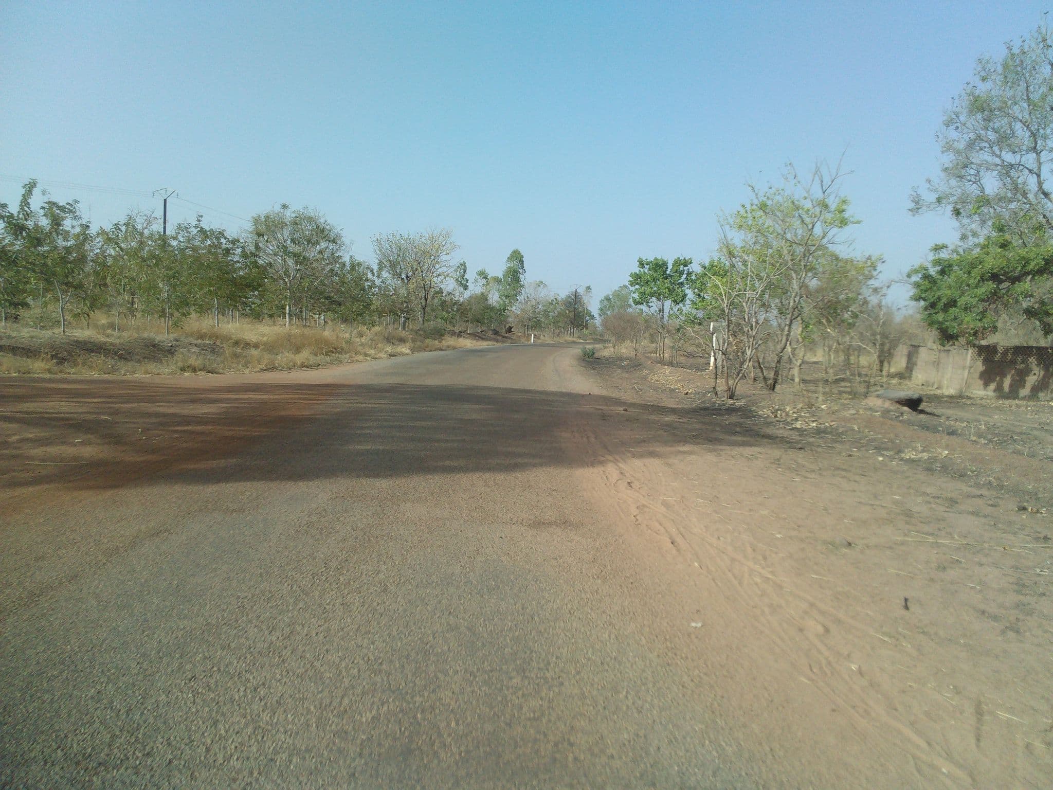 Street view near Campement Escale Guinguette, Bobo-Dioulasso — © nomadmapper (CC BY-SA · Mapillary)