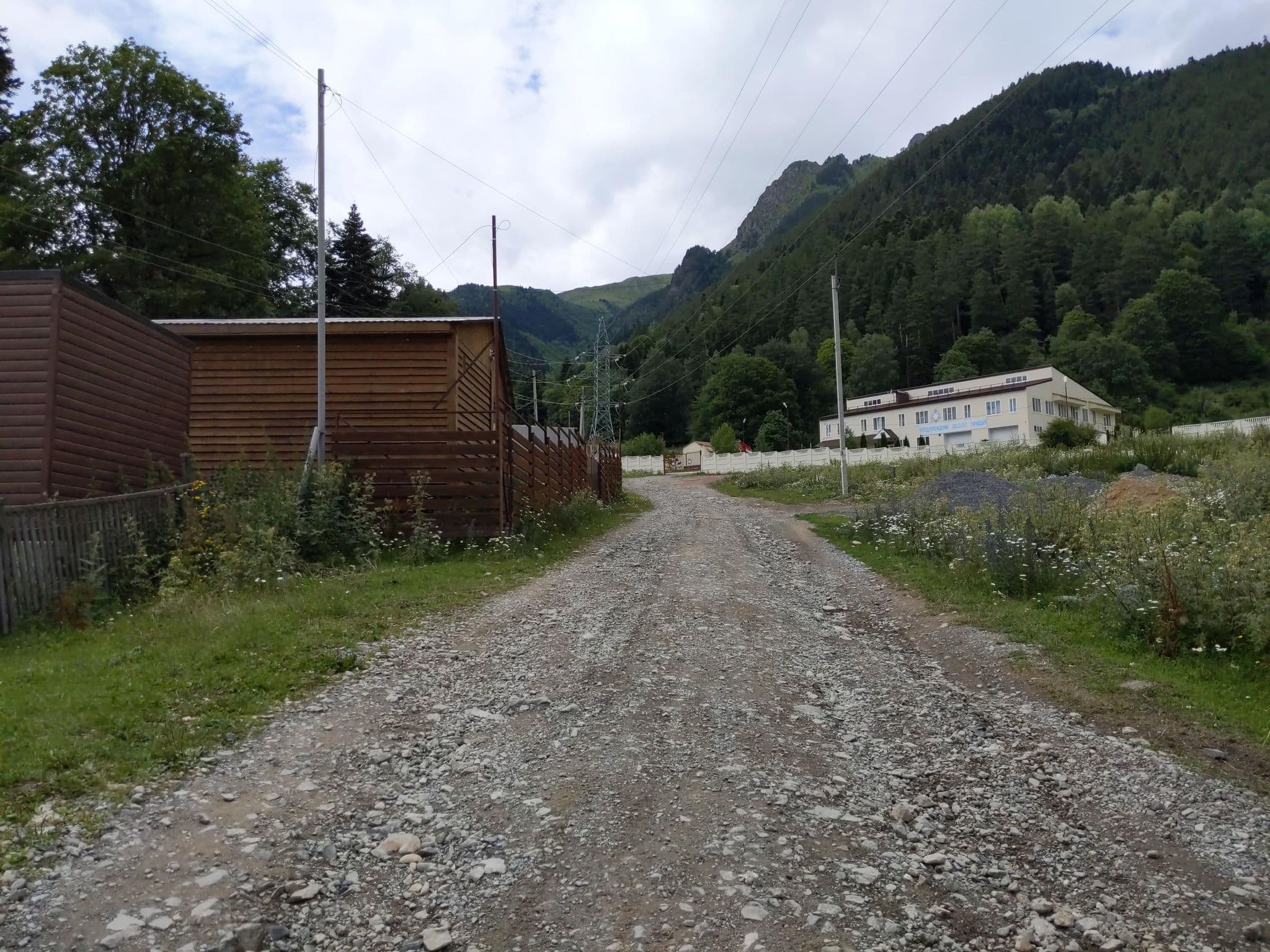 Street view near Корпус №3, Nizhniy Arkhyz — © kirikset (CC BY-SA · Mapillary)