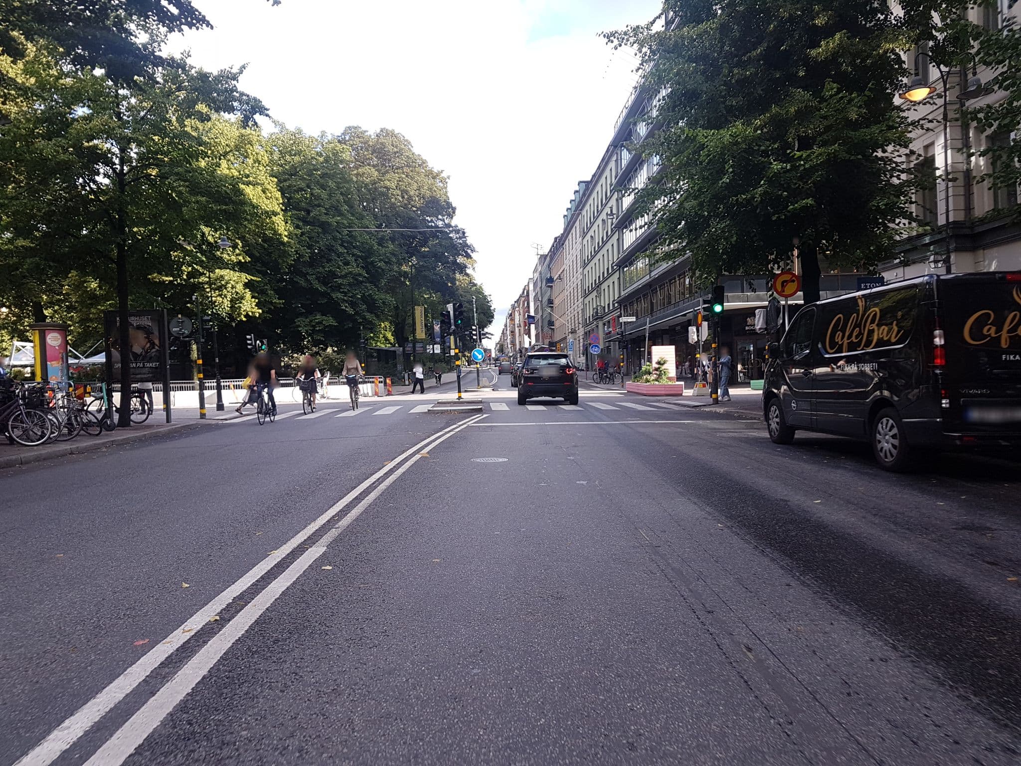 Street view near Anglais, Östermalm — © haxpett (CC BY-SA · Mapillary)