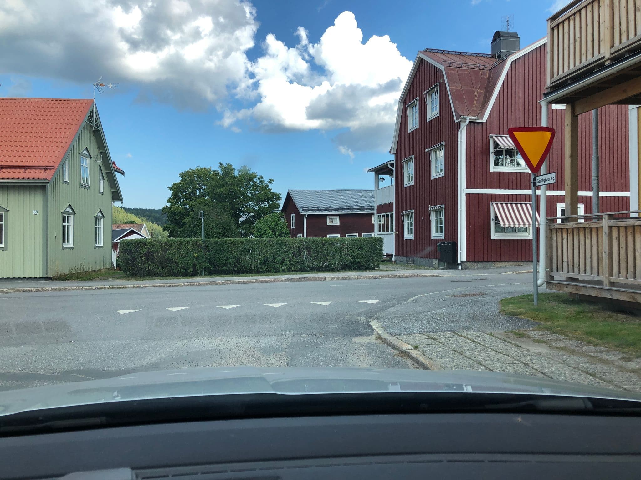 Street view near Bredbyns Gästgiveri, Bredbyn — © adville (CC BY-SA · Mapillary)