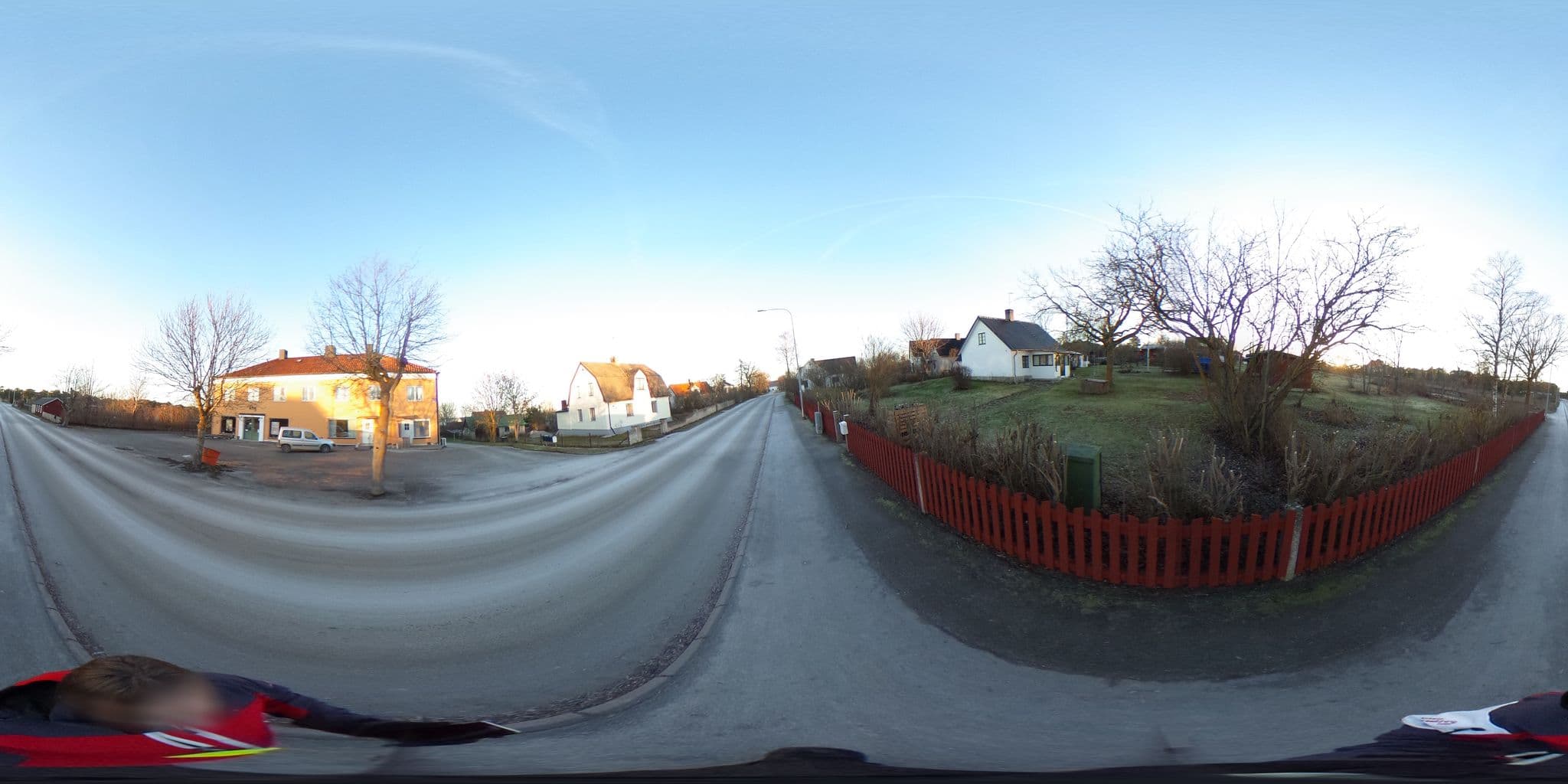 Street view near Royhuset, Visby — © ainali (CC BY-SA · Mapillary)