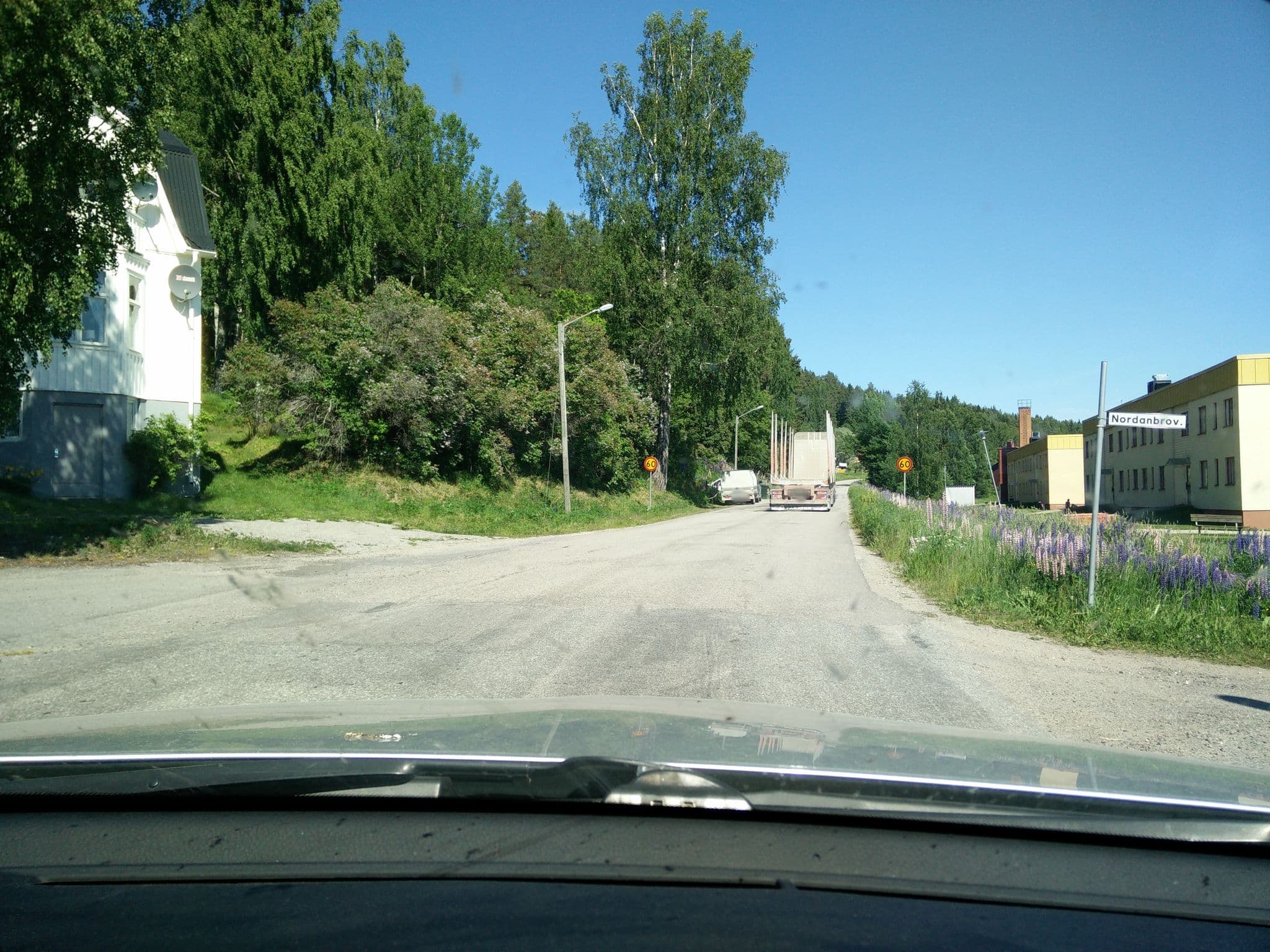 Street view near Pensionat Hassela, Bergsjö — © johnson (CC BY-SA · Mapillary)