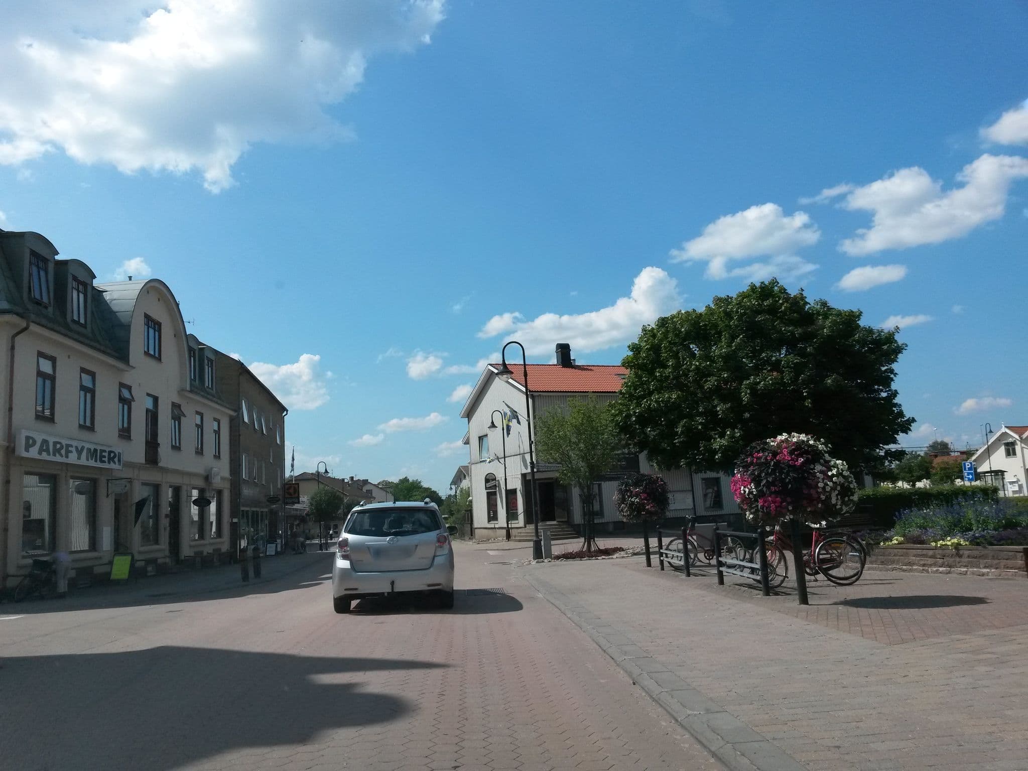 Street view near Herrljunga Hotell och Konferens, Herrljunga — © agatefilm (CC BY-SA · Mapillary)