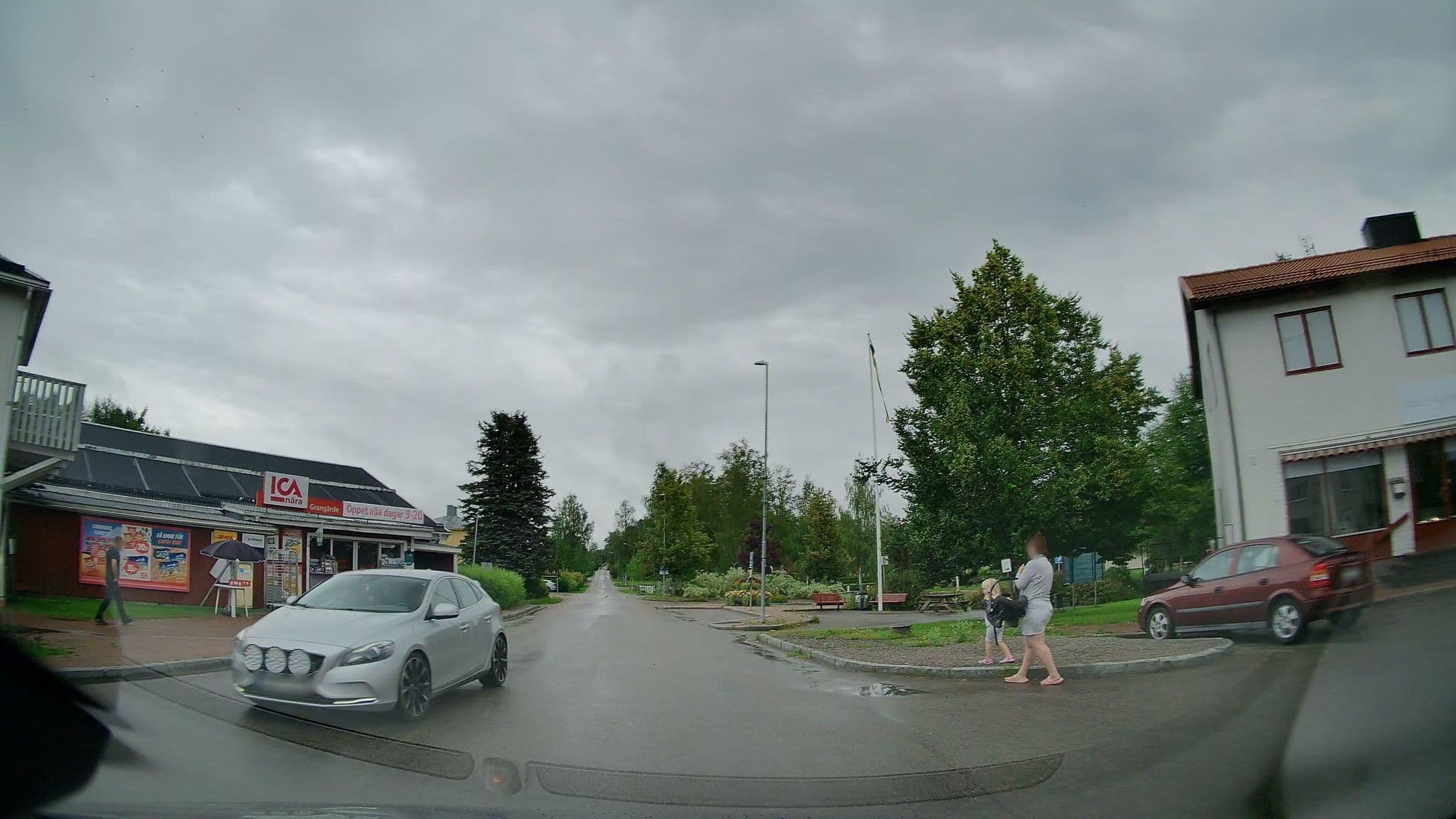 Street view near Villa Sjöhästen, Nyhammar — © bruno360 (CC BY-SA · Mapillary)