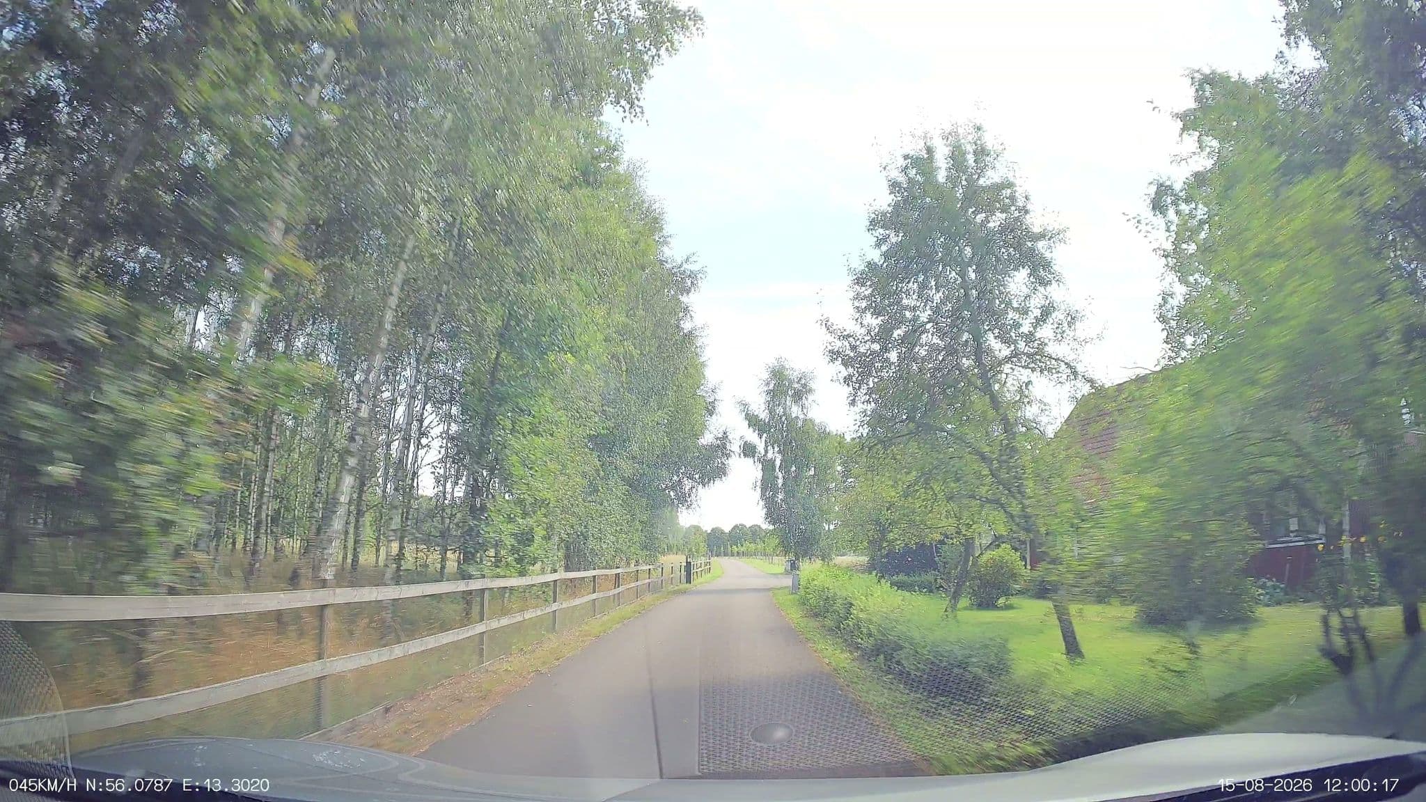 Street view near Jen's B&B, Ljungbyhed — © thewizard (CC BY-SA · Mapillary)