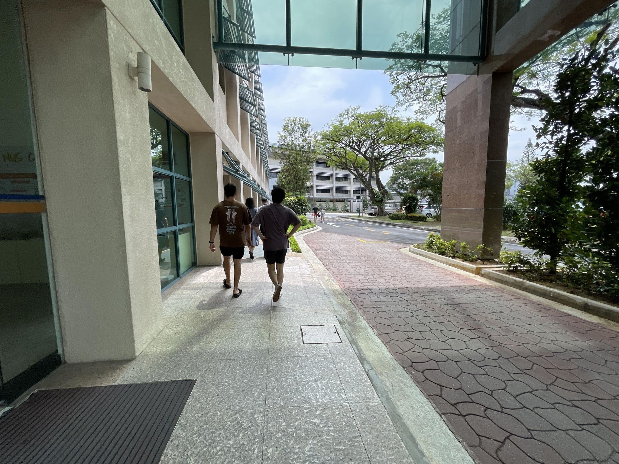 Street view near The Ridge, Pasir Panjang — © filipb (CC BY-SA · Mapillary)