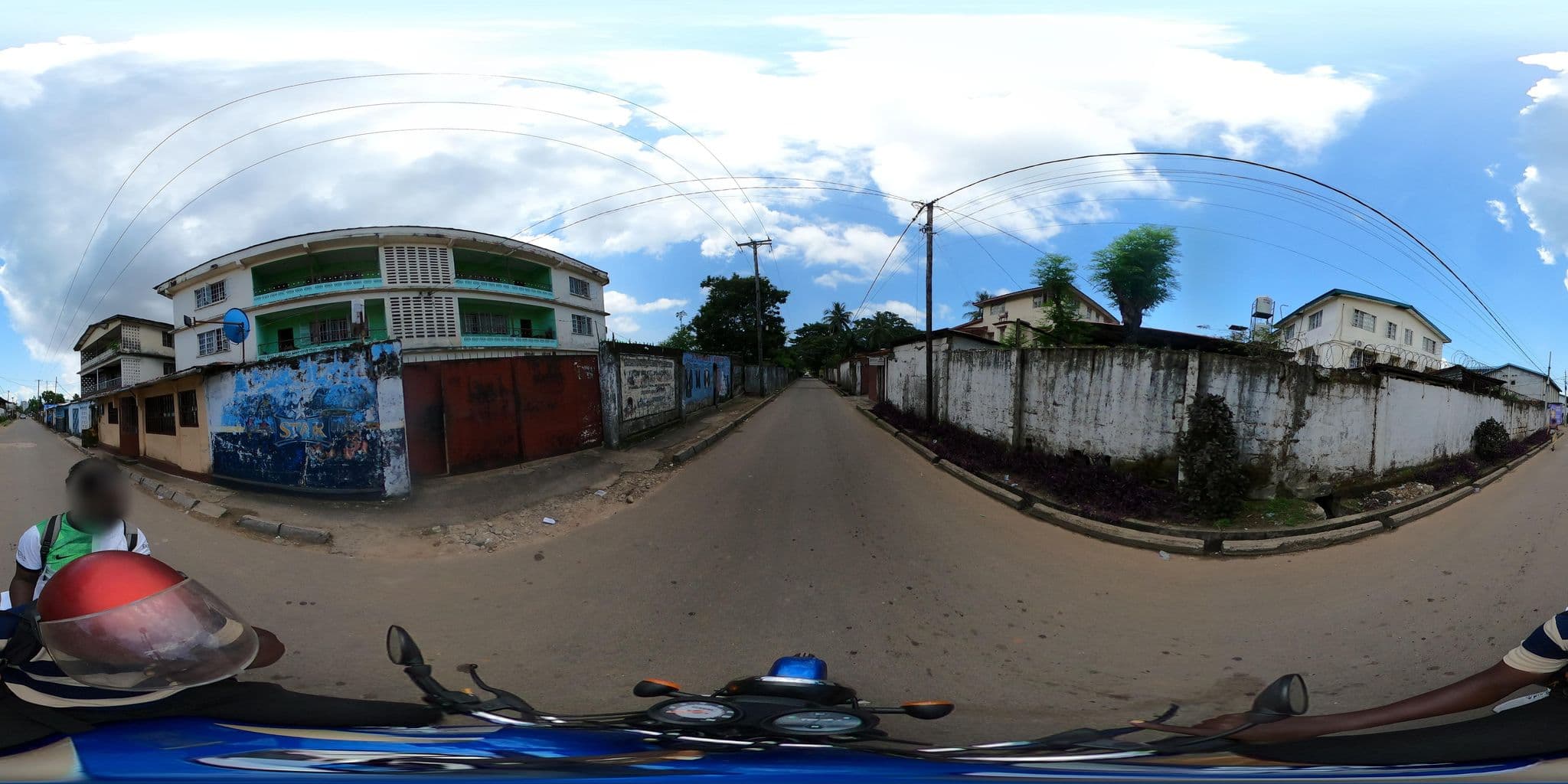 Street view near King Tom Guesthouse, Freetown — © Franklyn_1 (CC BY-SA · Mapillary)