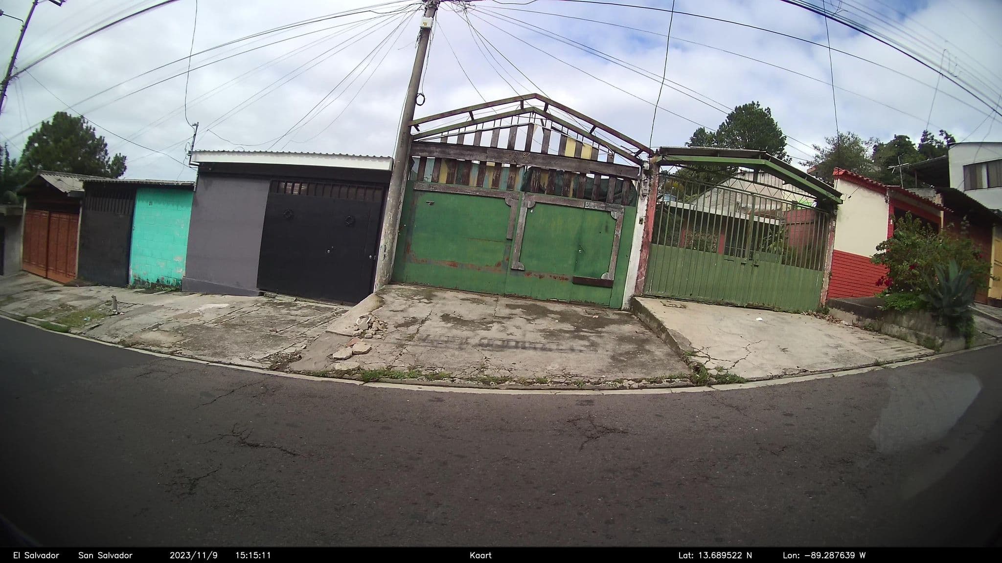 Street view near casa, Santa Tecla — © kaart_2 (CC BY-SA · Mapillary)