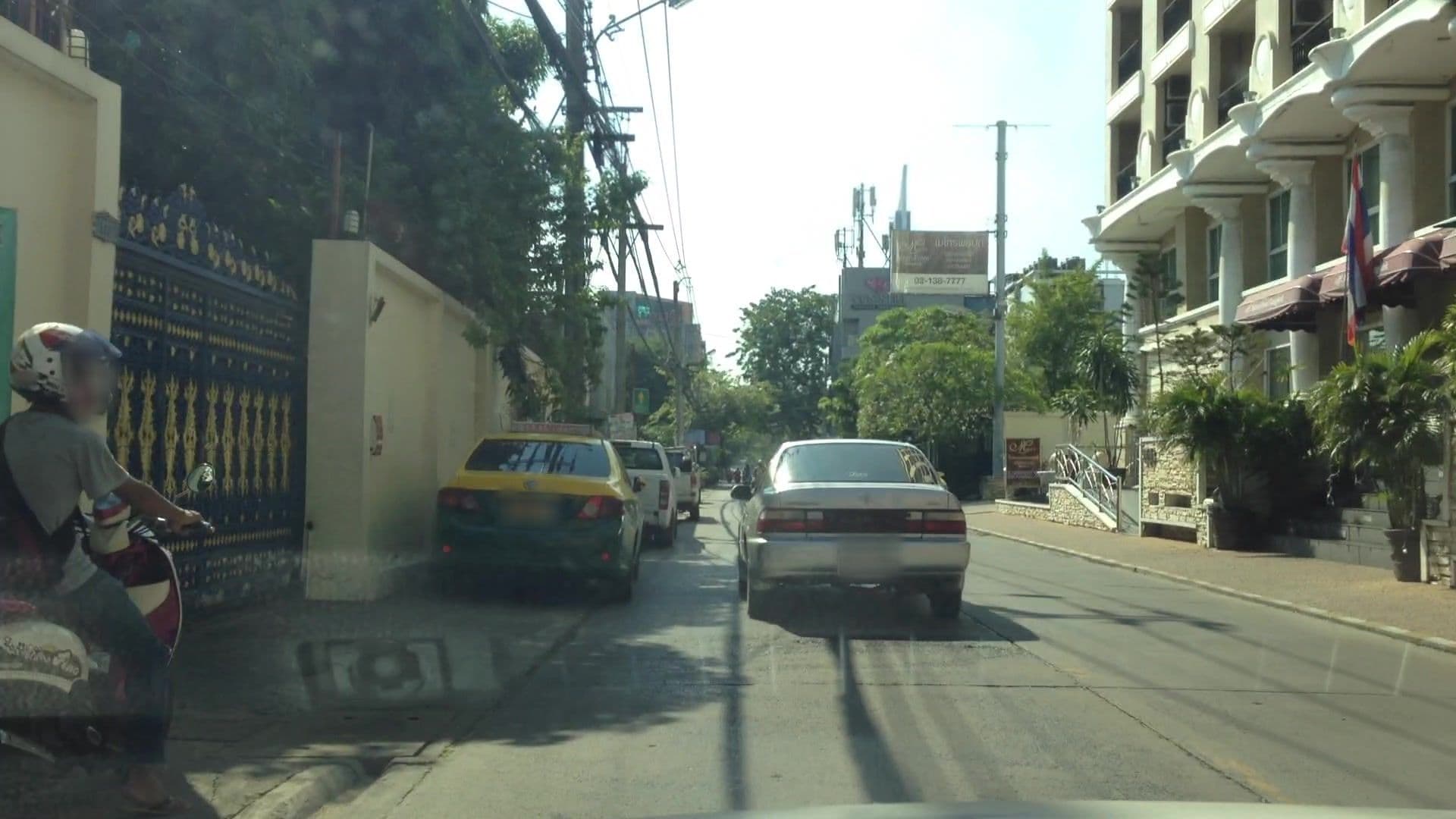 Street view near Vaboir Lodge, Bang Kapi — © lvl5 (CC BY-SA · Mapillary)