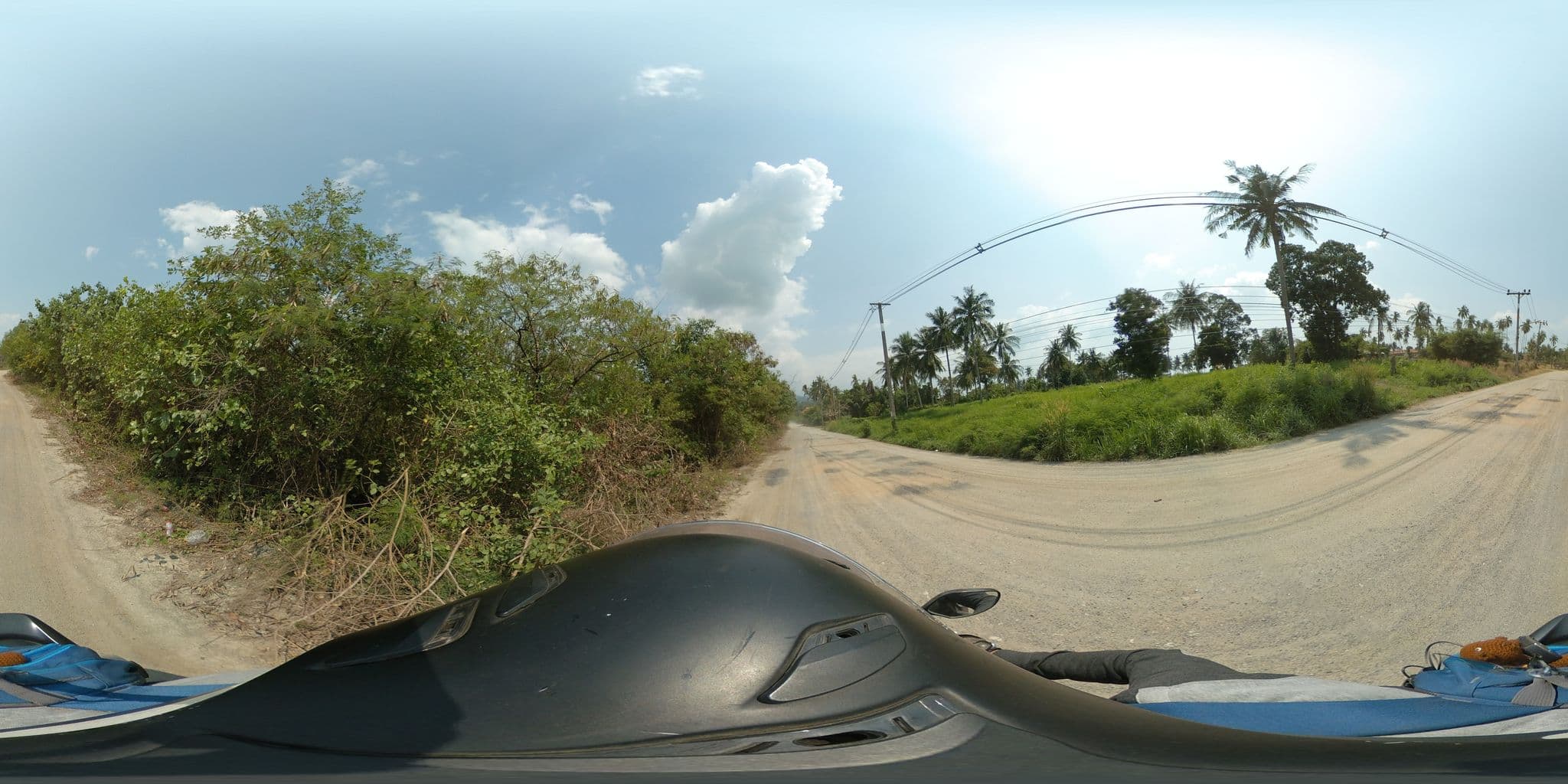 Street view near Jinta Bungalows, Ko Samui