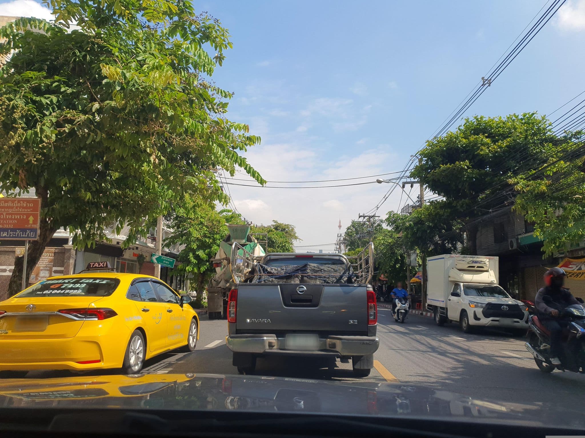 Street view near Rio Residence, Yan Nawa — © jrcarlsen (CC BY-SA · Mapillary)