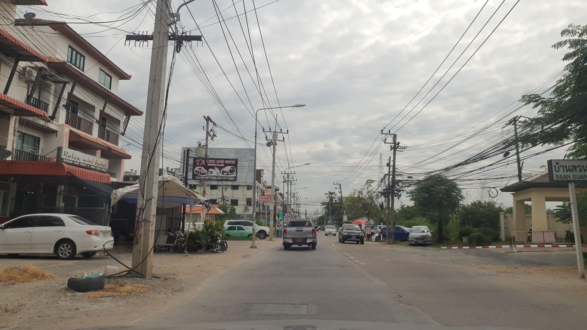 Street view near The Famous House, Pattaya — © jrcarlsen (CC BY-SA · Mapillary)
