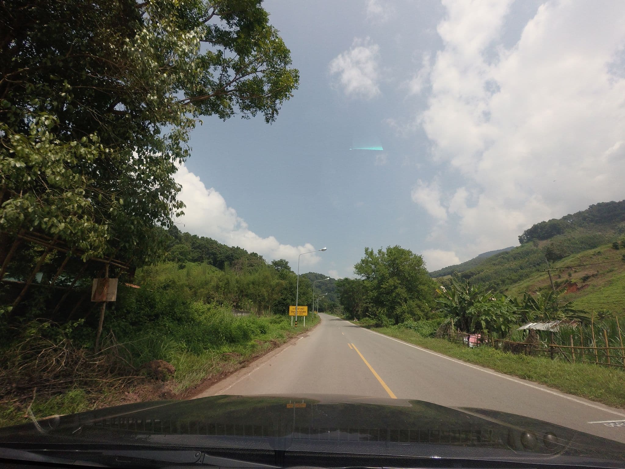 Street view near abwsdam บ้าน, Ban Thung Klang — © mishari (CC BY-SA · Mapillary)