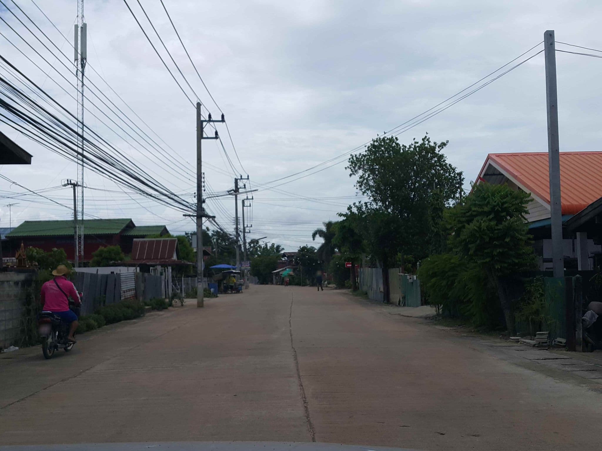 Street view near Old City Boutique House, Ban Na — © jrcarlsen (CC BY-SA · Mapillary)