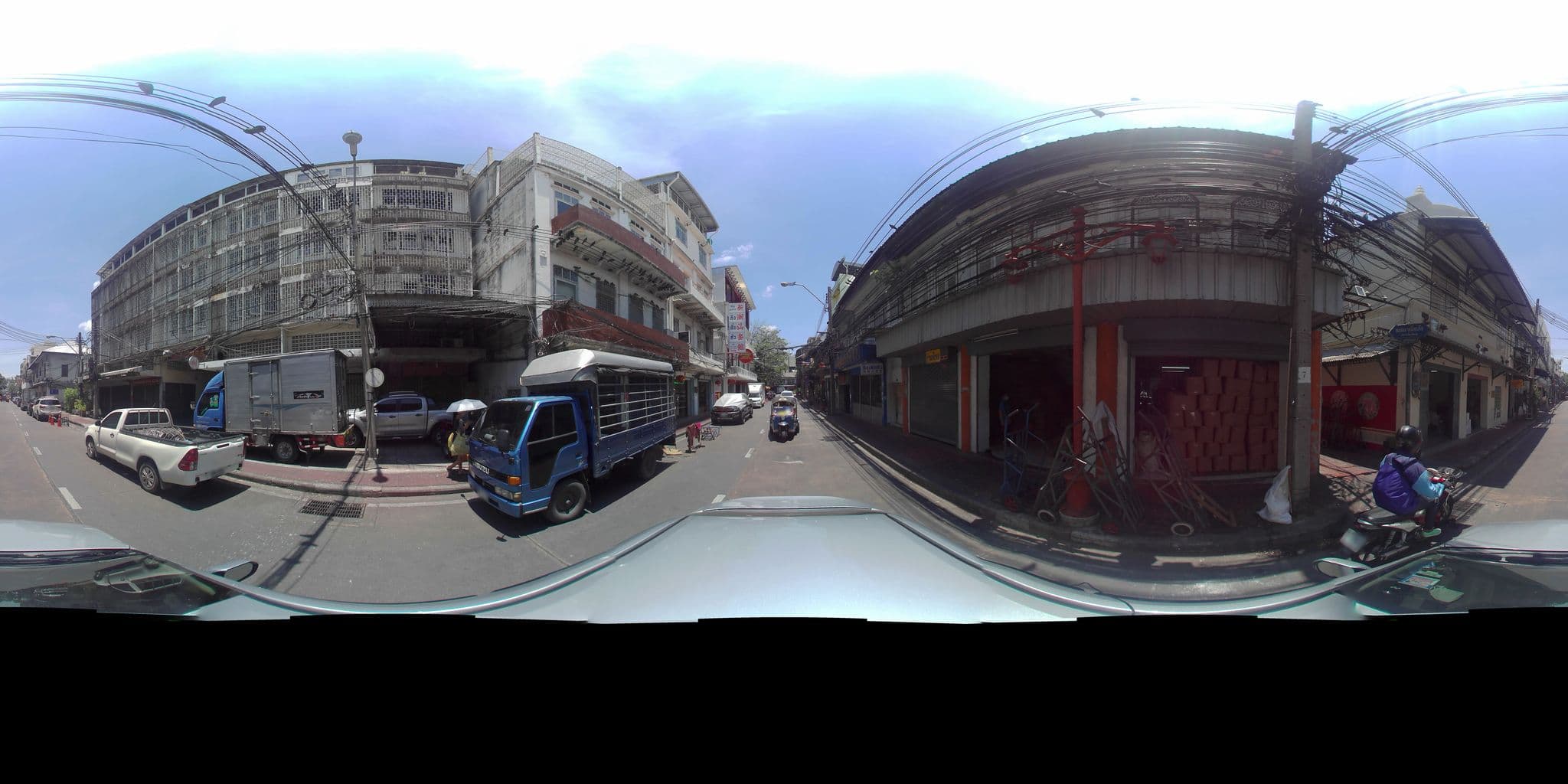 Street view near Mangkon Hostel, Samphantawong — © P05466 (CC BY-SA · Mapillary)