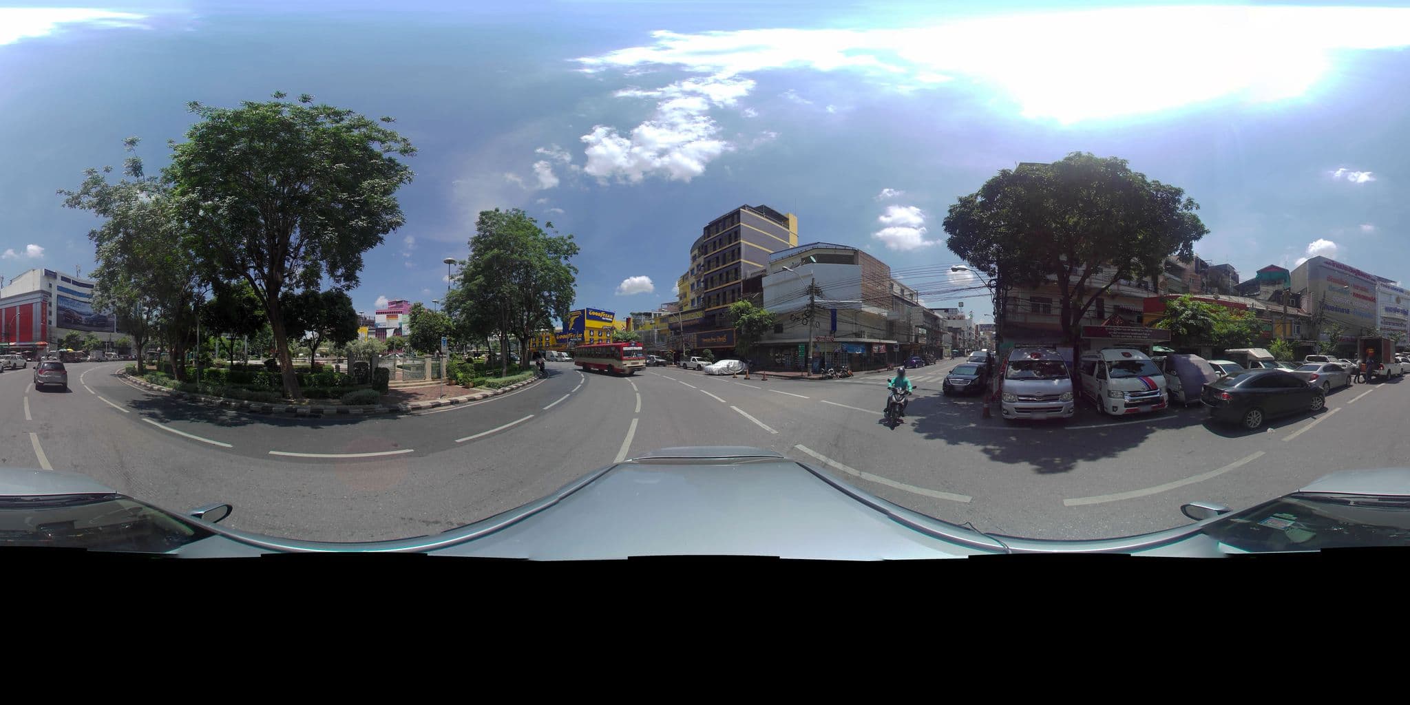 Street view near Room 22, Samphanthawong — © P05466 (CC BY-SA · Mapillary)