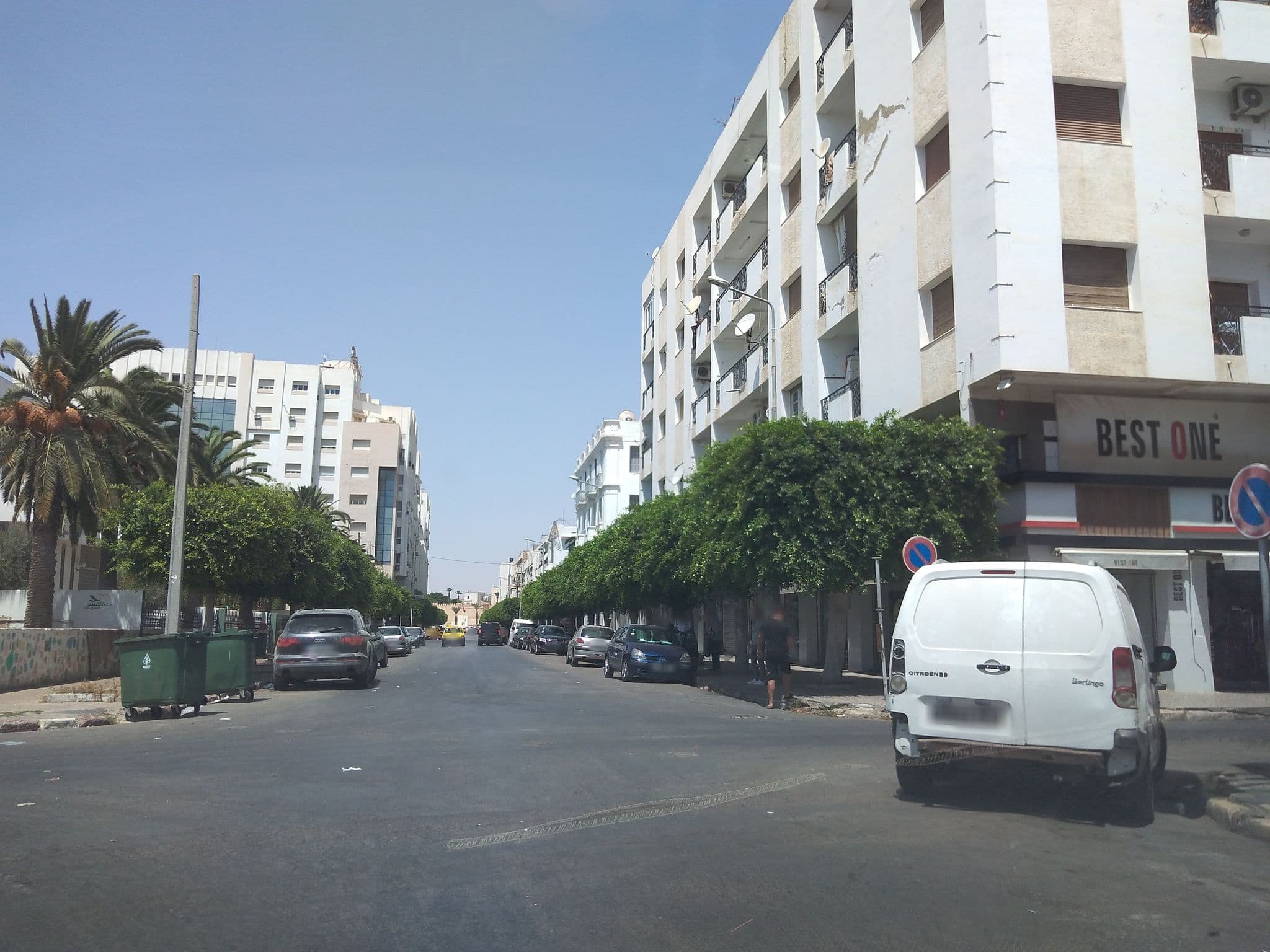 Street view near Hôtel Elayali, Sfax — © mohamedm (CC BY-SA · Mapillary)