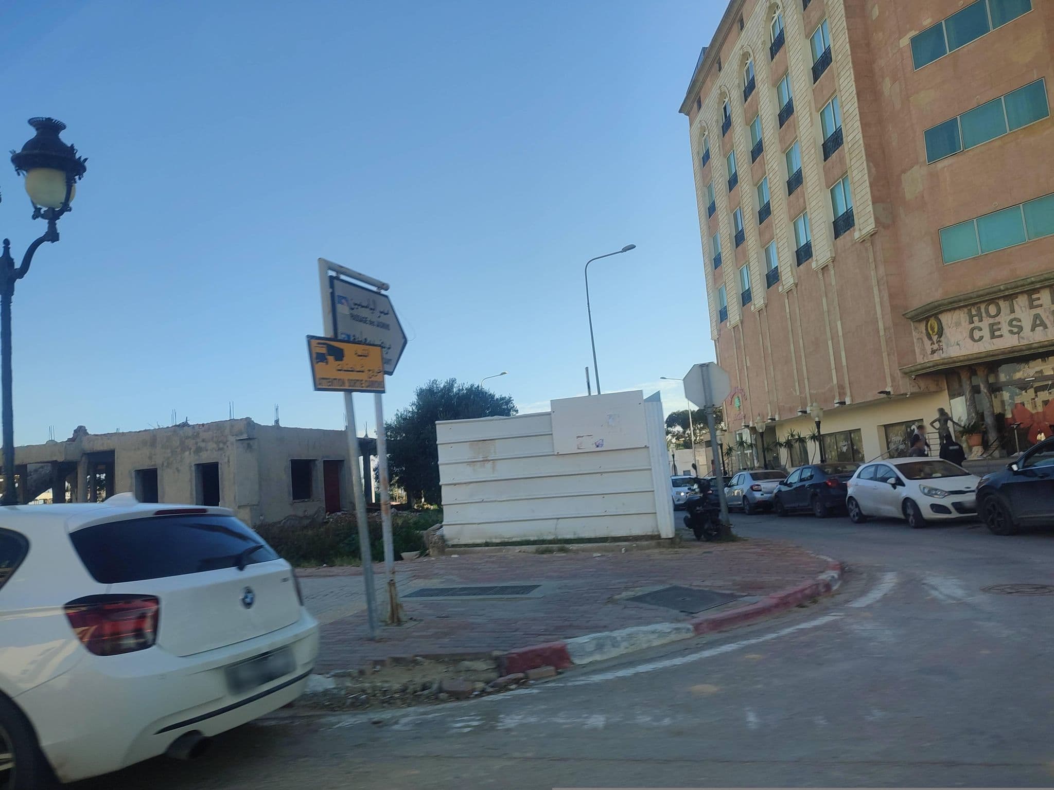 Street view near Cesar Palace, Hammam Sousse — © YahmadiMed (CC BY-SA · Mapillary)
