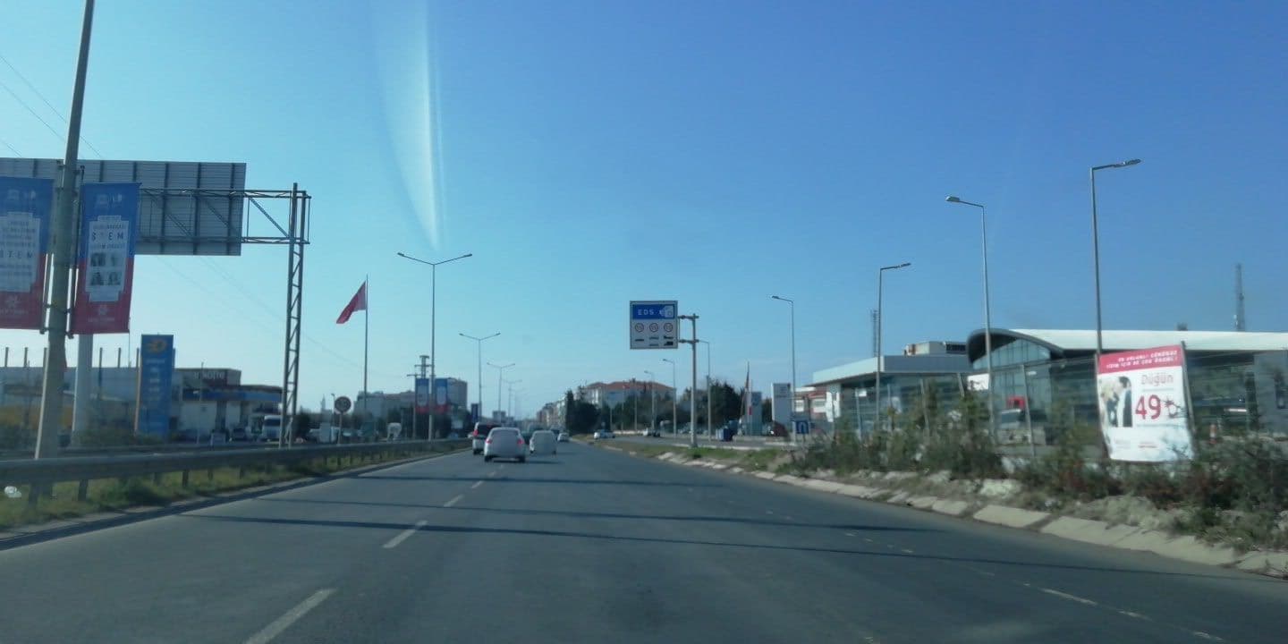 Street view near Hilton Garden Inn Corlu, Çorlu — © okansafak (CC BY-SA · Mapillary)