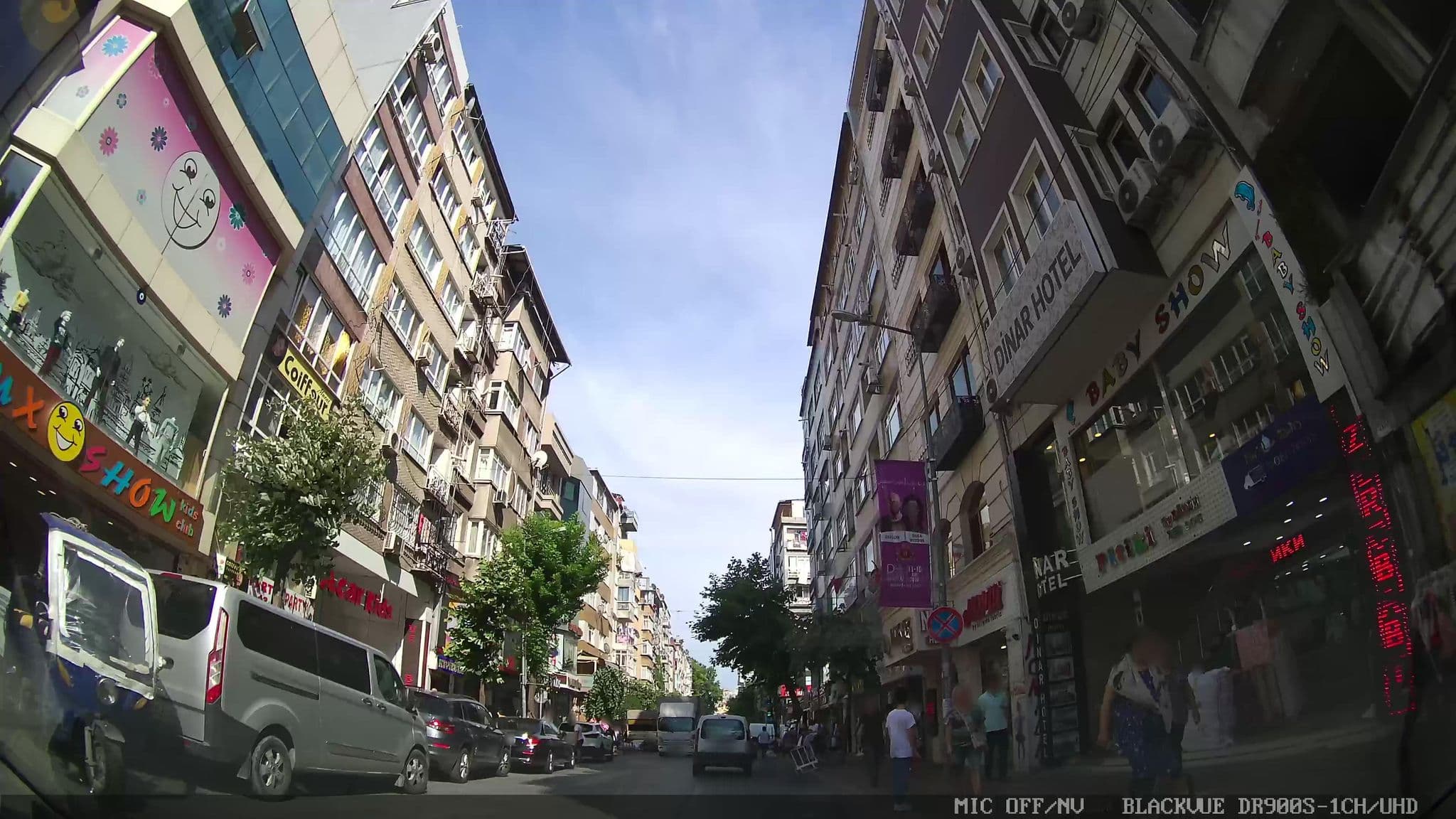 Street view near Dinar Otel, Istanbul