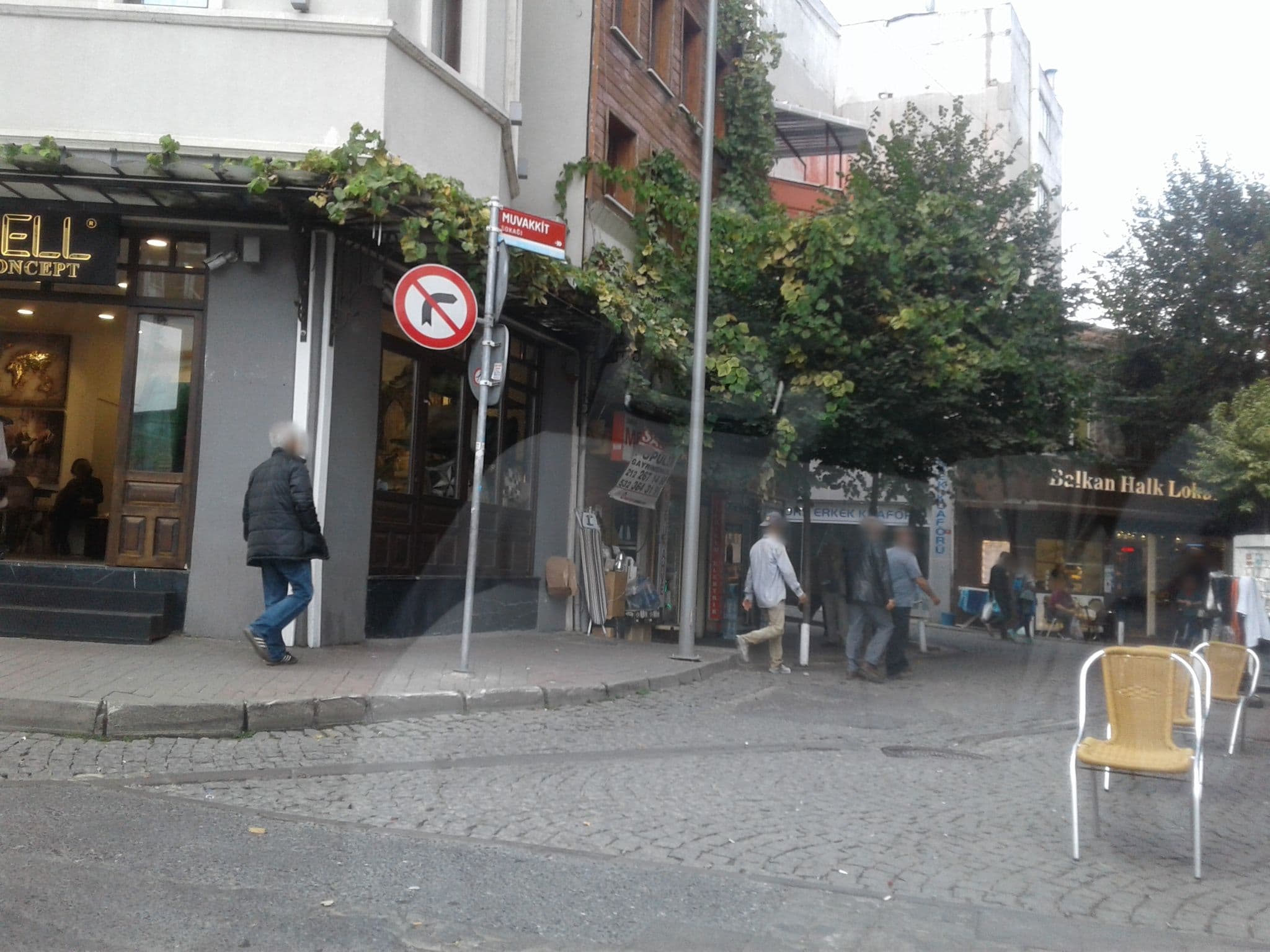 Street view near Bosphorus Hotel Suit, Yıldız — © apmwa (CC BY-SA · Mapillary)