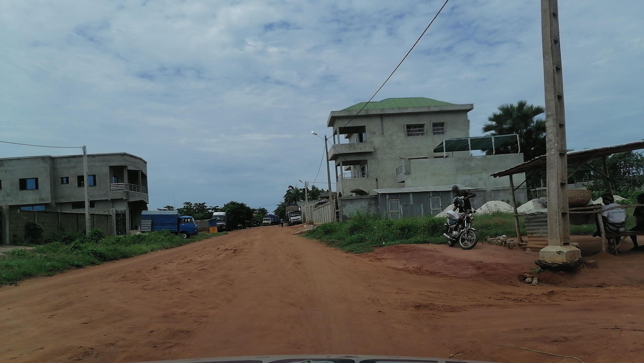 Street view near CALAVI MAMA Malick, Abomey-Calavi — © mensanh (CC BY-SA · Mapillary)