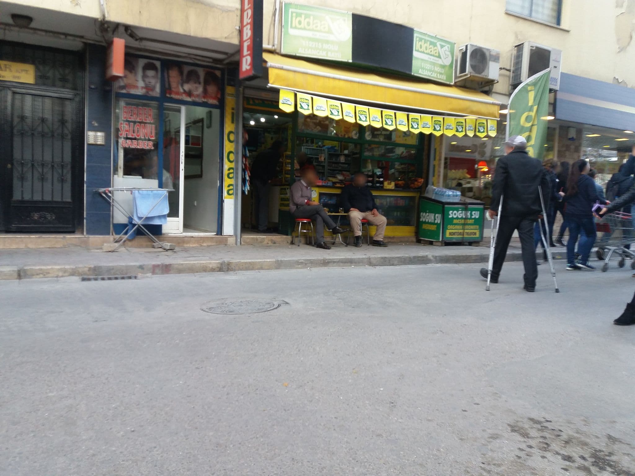 Street view near TCDD Misafirhanesi, İzmir — © nikolovskin (CC BY-SA · Mapillary)