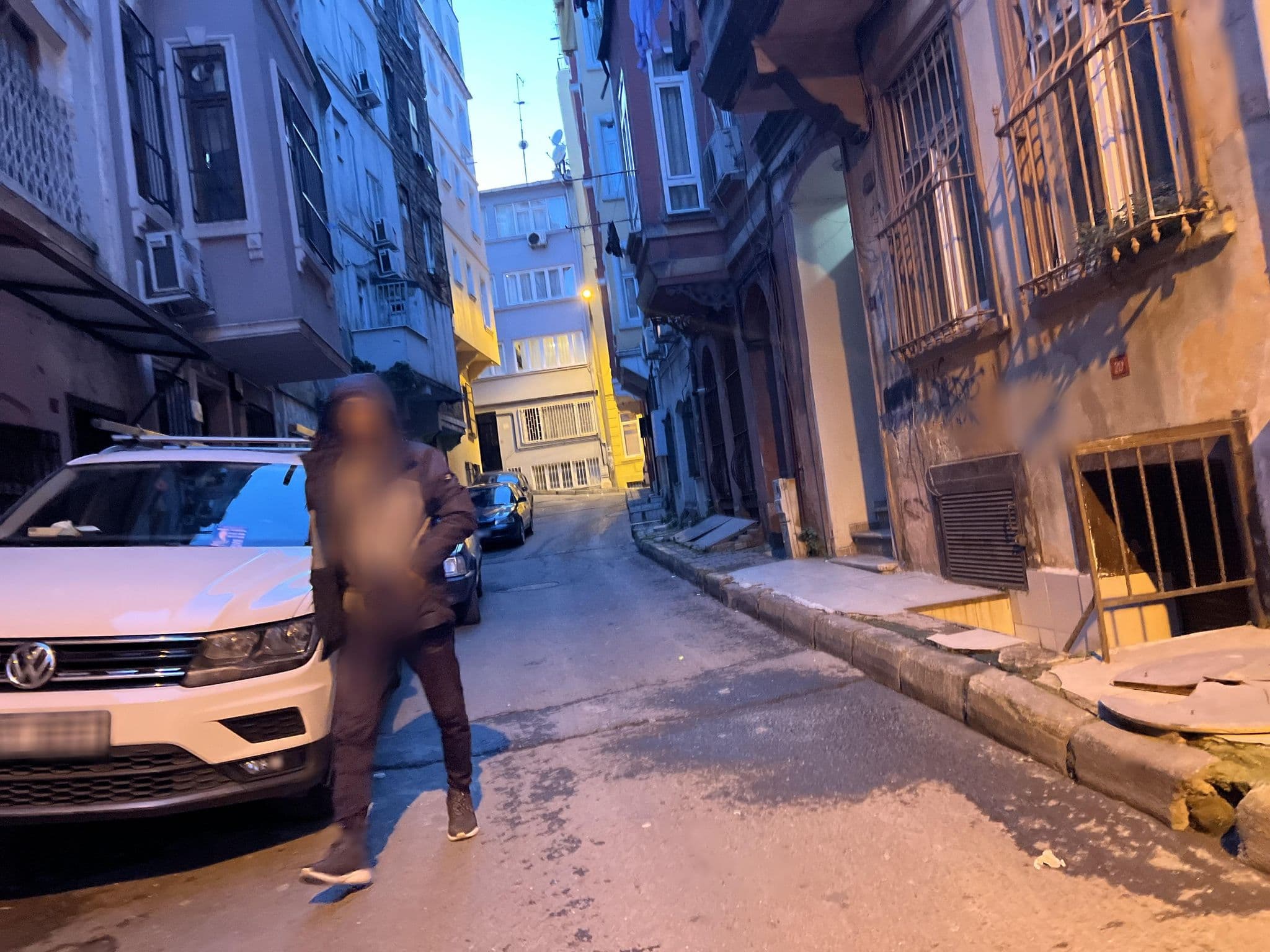 Street view near Fatih, Eminönü