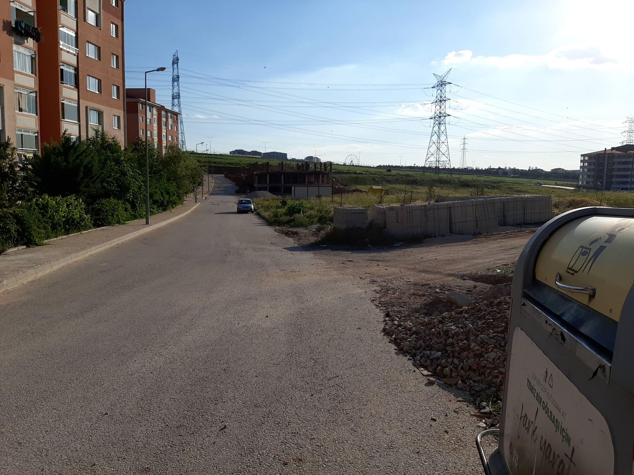 Street view near C2-83, Gölbaşı — © BeronTheColossus (CC BY-SA · Mapillary)