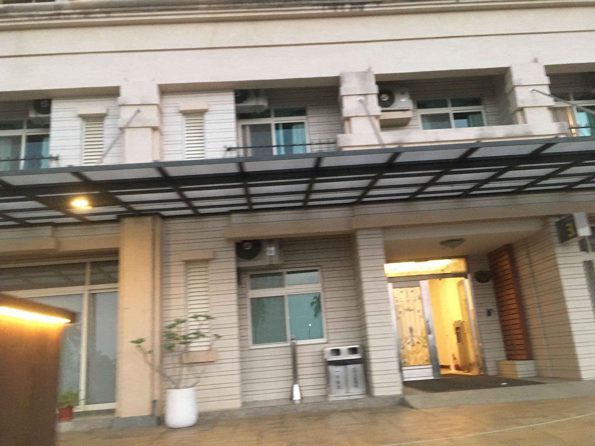 Street view near 嘉義富野渡假酒店2棟, Pizitou — © ChenJJ (CC BY-SA · Mapillary)