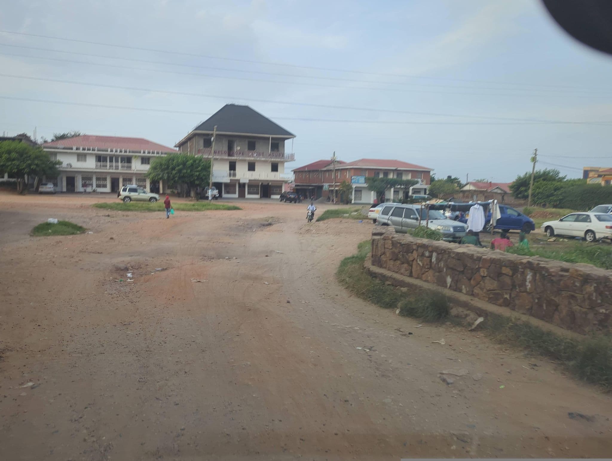 Street view near Mwebesa Hotel Services, Kasese — © jfrek (CC BY-SA · Mapillary)