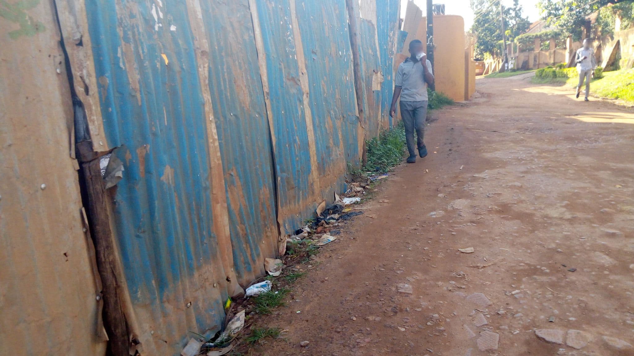 Street view near Bridgton Hostel, Kampala