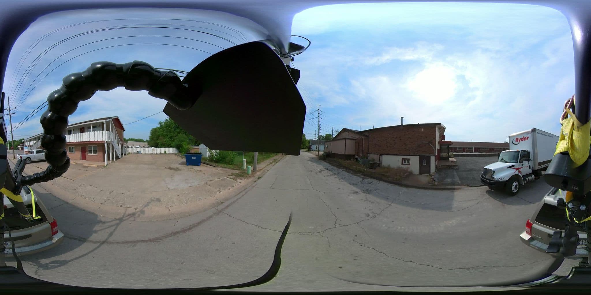 Street view near Buget Inn, Mexico — © hmhtb (CC BY-SA · Mapillary)