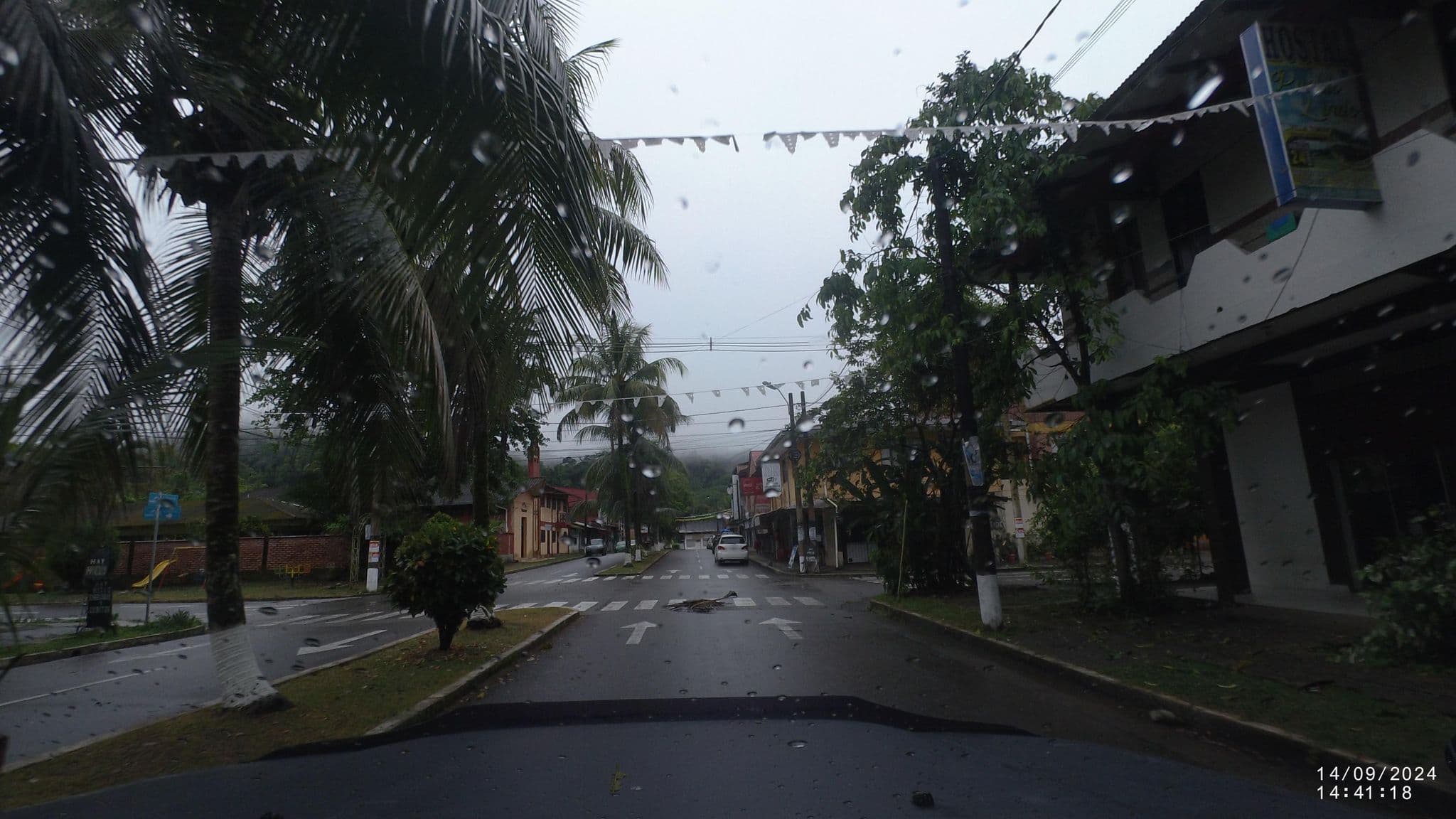Street view near Hostal Villa Tunari, Chimoré — © jjiglesias (CC BY-SA · Mapillary)