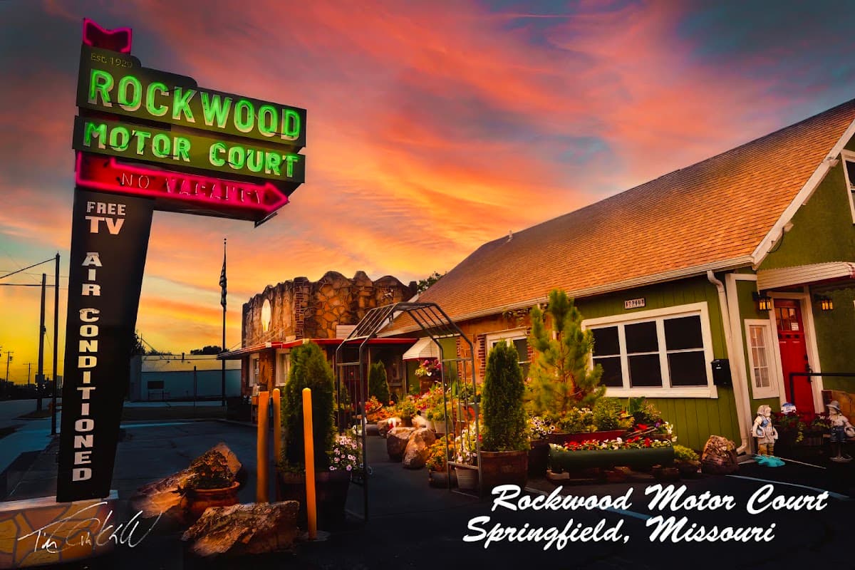 Rockwood Motor Court, Motel in Springfield