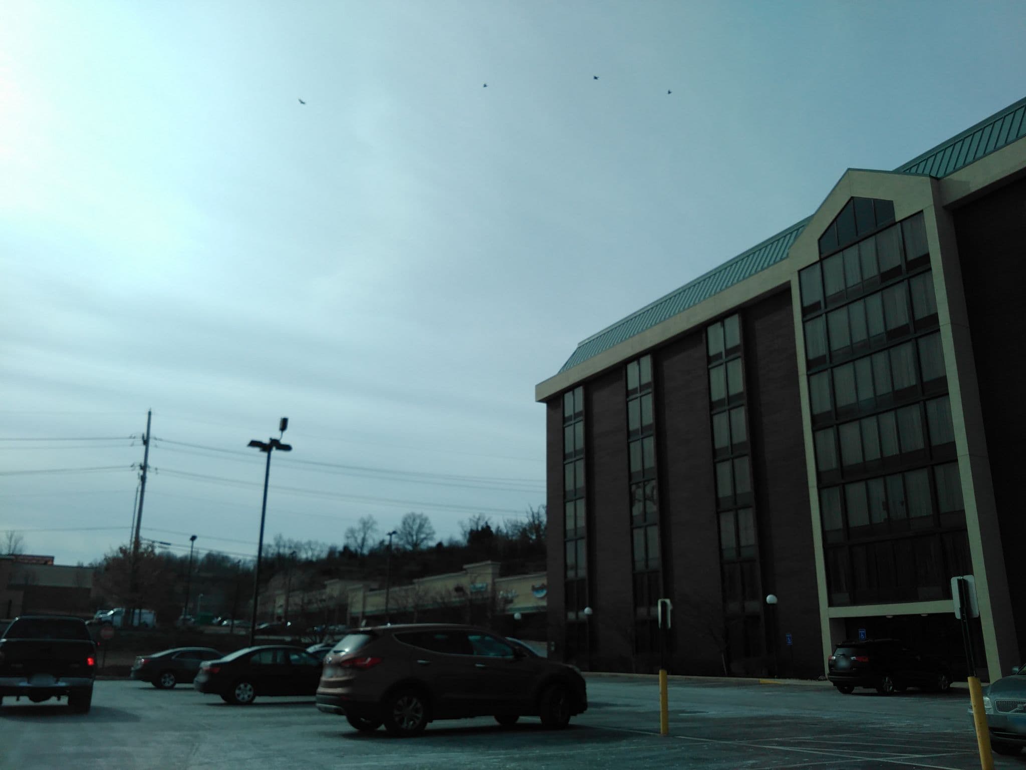Street view near Drury Inn & Suites, Valley Park — © 4ensic (CC BY-SA · Mapillary)