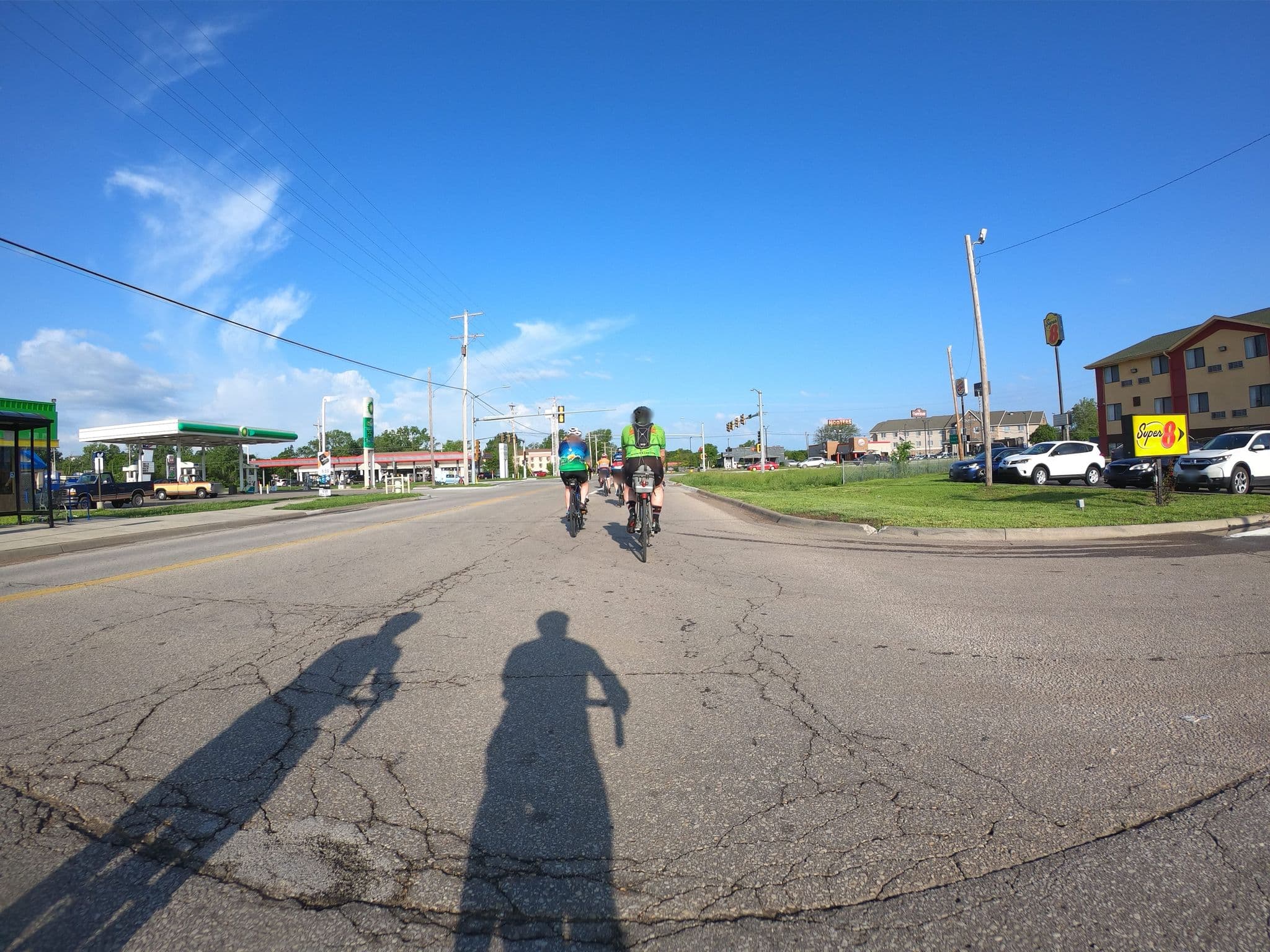 Street view near Super 8, Topeka — © toebee (CC BY-SA · Mapillary)