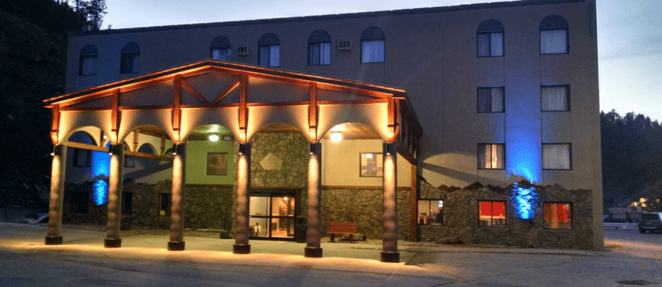 Blackstone Lodge and Suites, Hotel in Lead