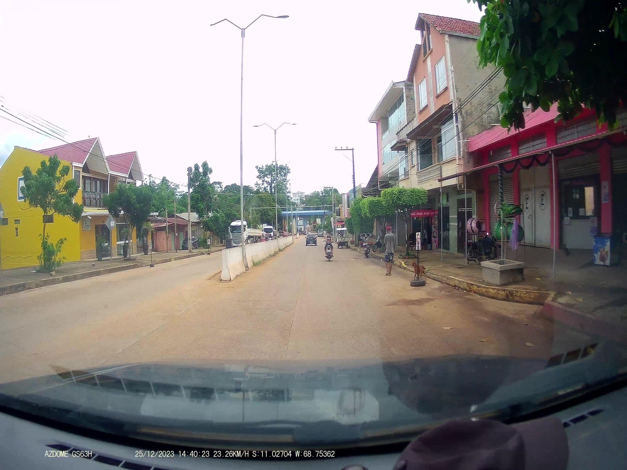 Street view near Dorado Suites, Brasiléia — © jaderbavaresco (CC BY-SA · Mapillary)