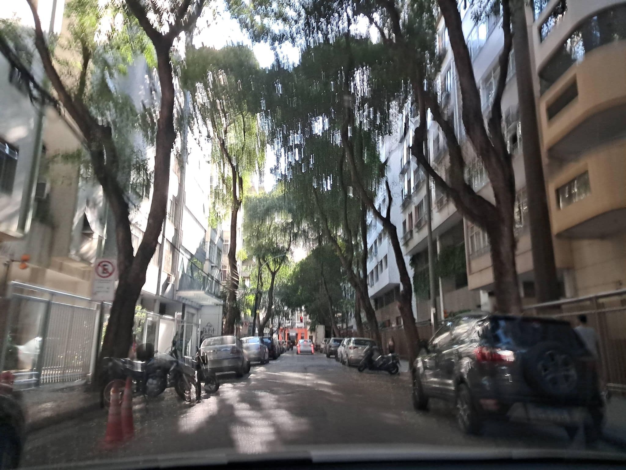 Street view near Petit Rio Hotel, Catete — © Malu25 (CC BY-SA · Mapillary)