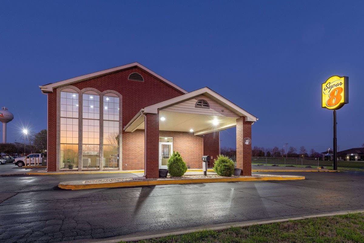 Super 8 by Wyndham Nixa/Springfield Area, Motel in Nixa