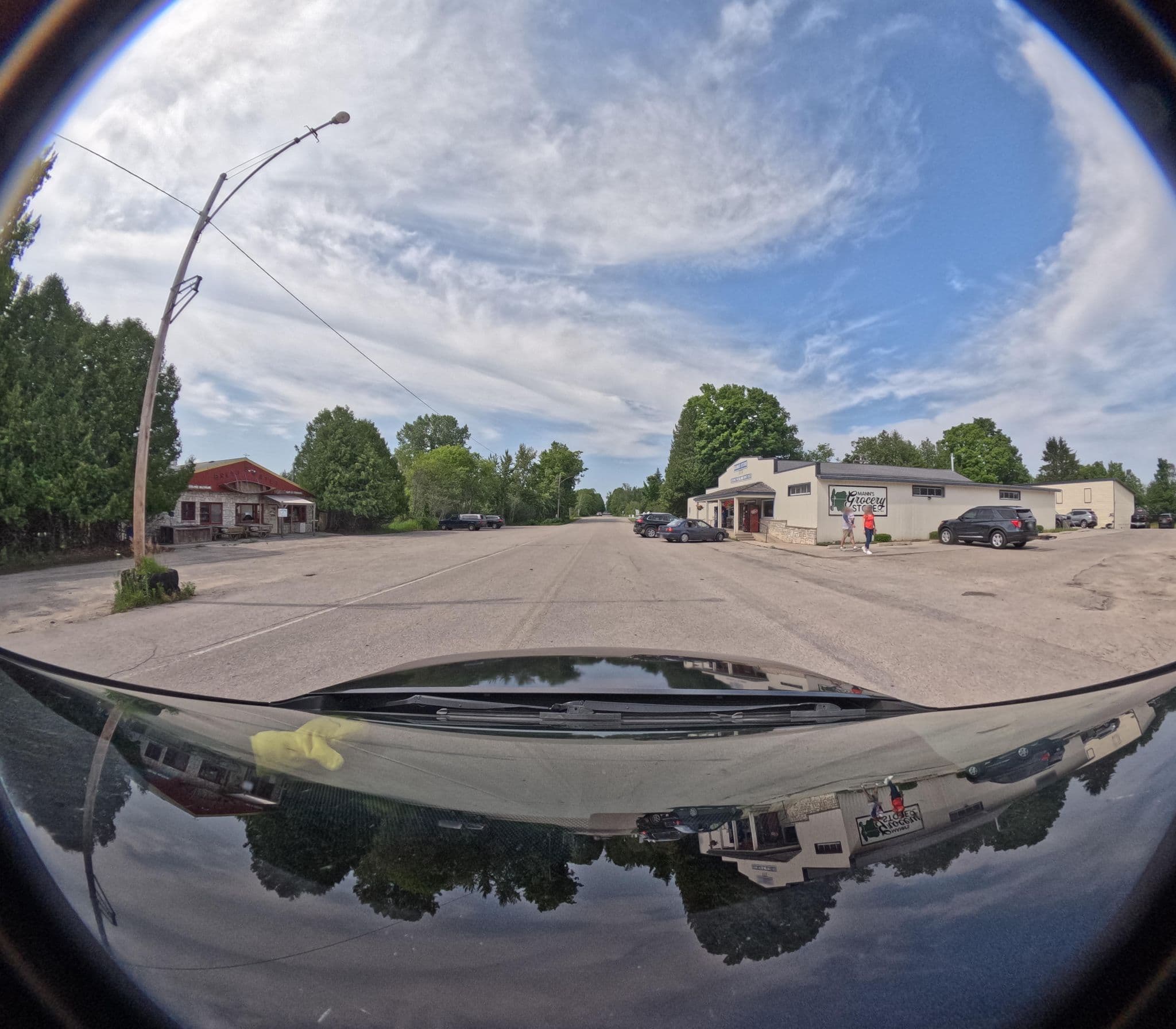 Street view near Bread & Water, Escanaba — © theman (CC BY-SA · Mapillary)