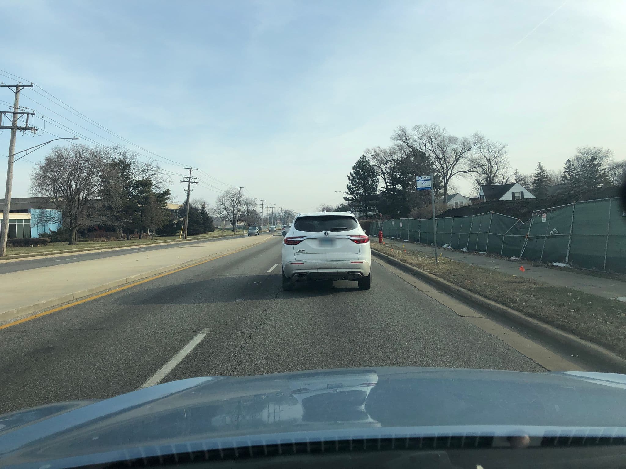 Street view near avid hotel Chicago O’hare – Des Plaines, Des Plaines — © nheidenfelder91 (CC BY-SA · Mapillary)